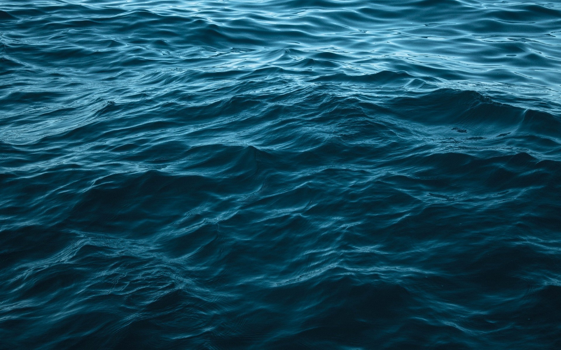 Dark blue ocean waves HD Wallpaper
