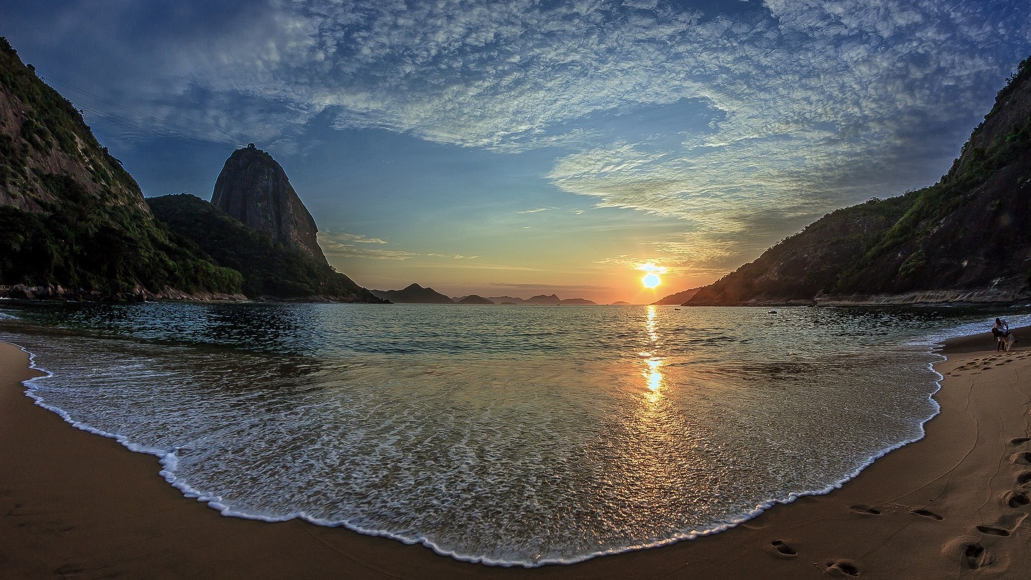 Sunset over the sea with Sugarloaf Mountain HD Wallpaper