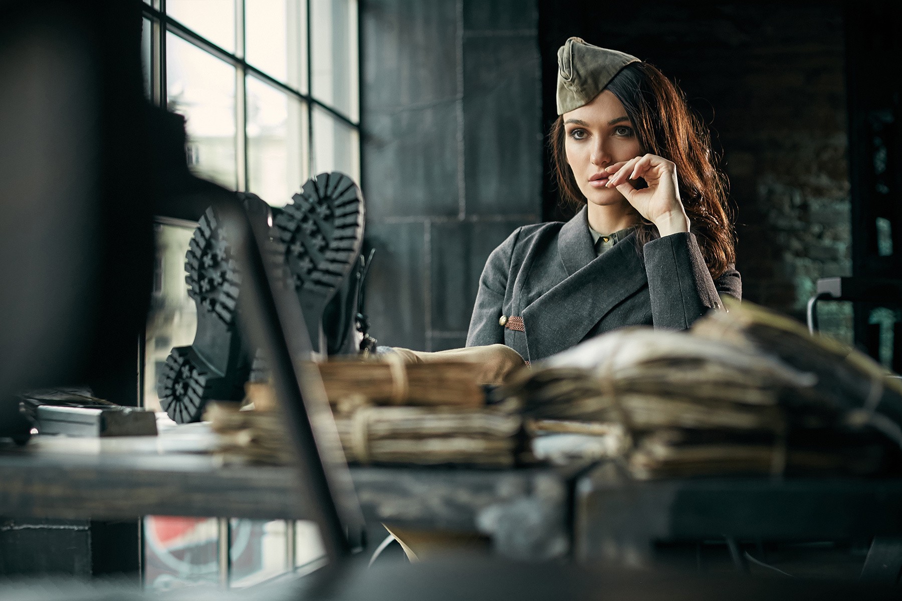 Woman in military uniform with books HD Wallpaper