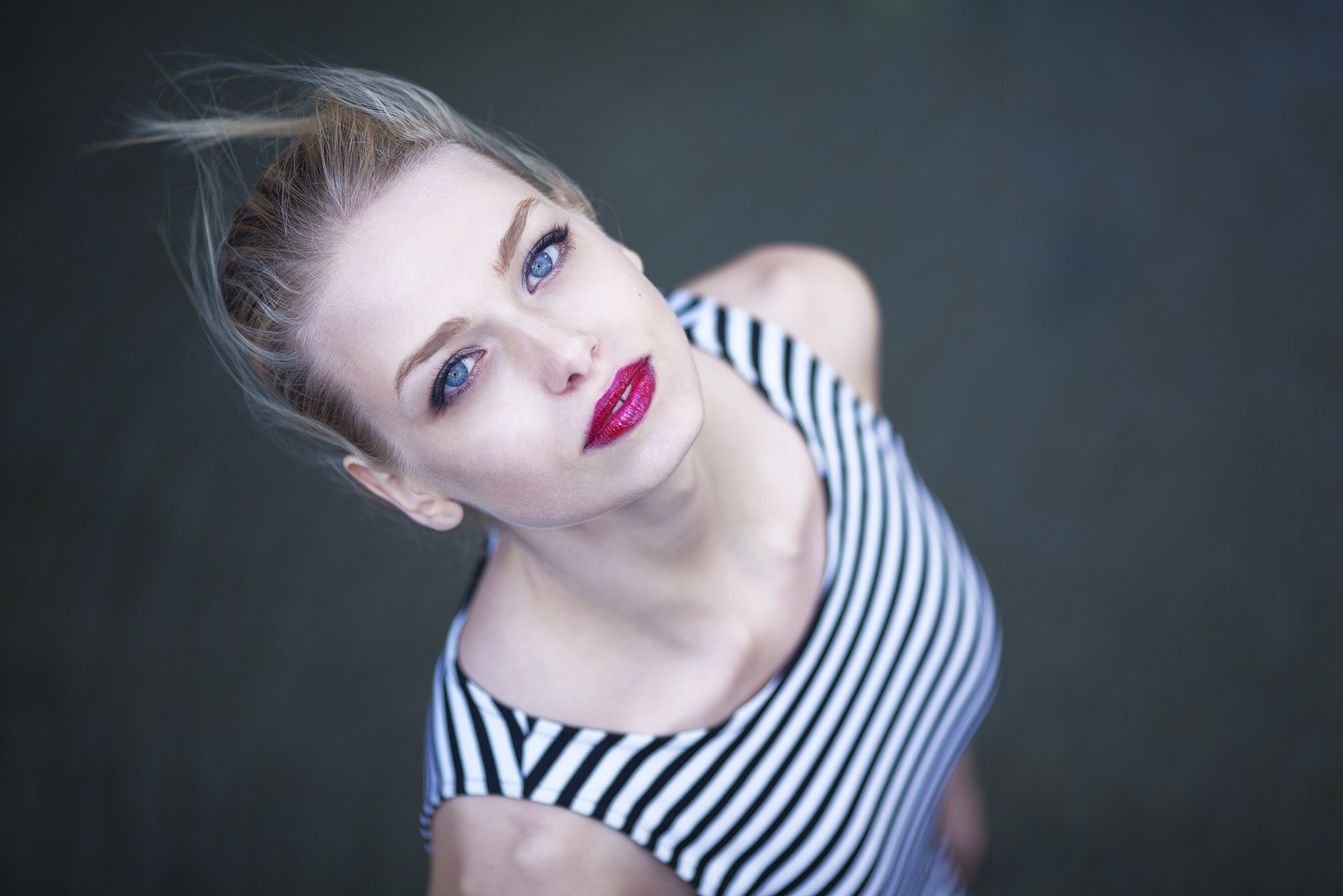 Woman with blonde hair and blue eyes wearing a striped top HD Wallpaper