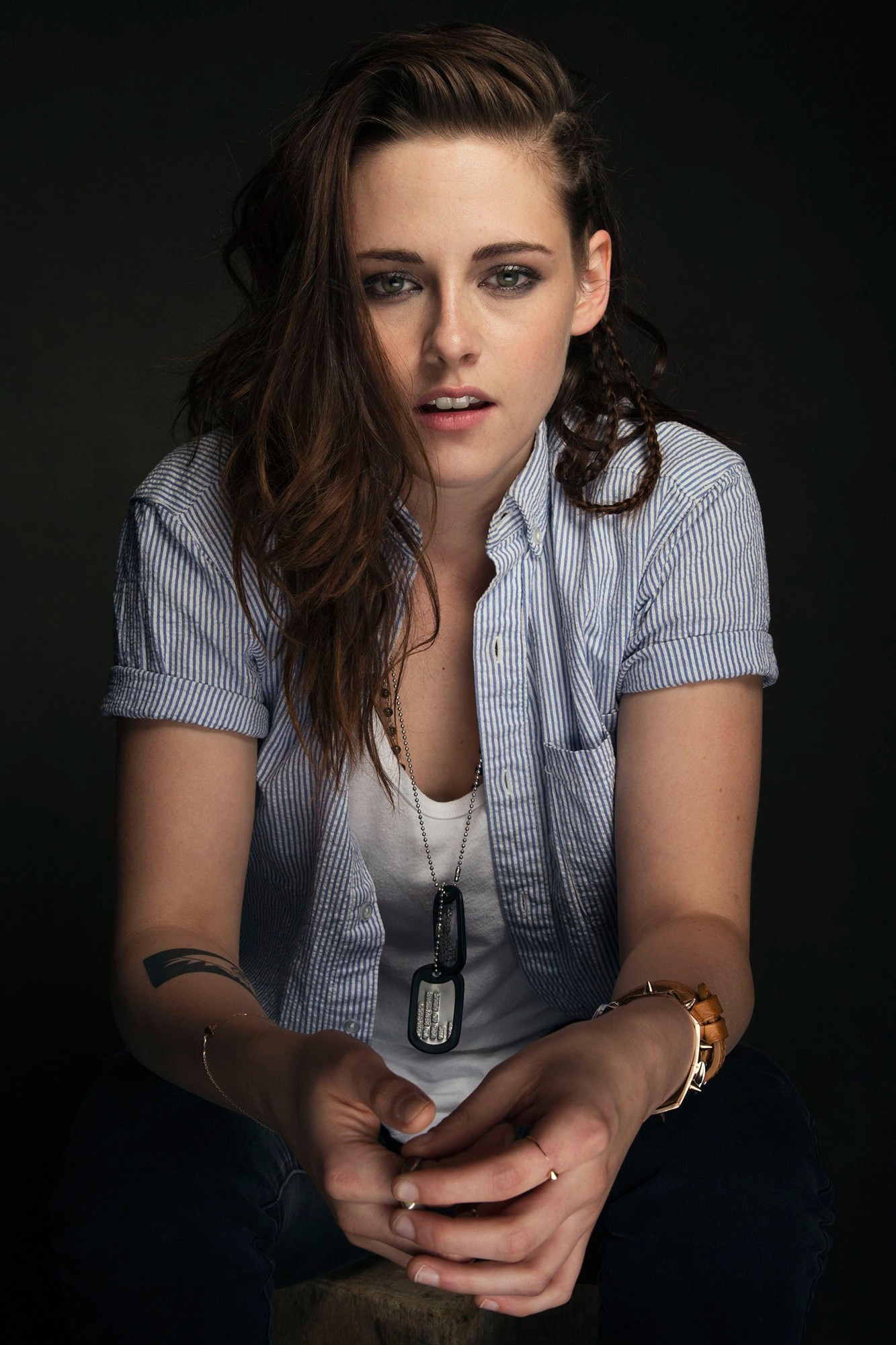 Kristen Stewart in a blue striped shirt HD Wallpaper