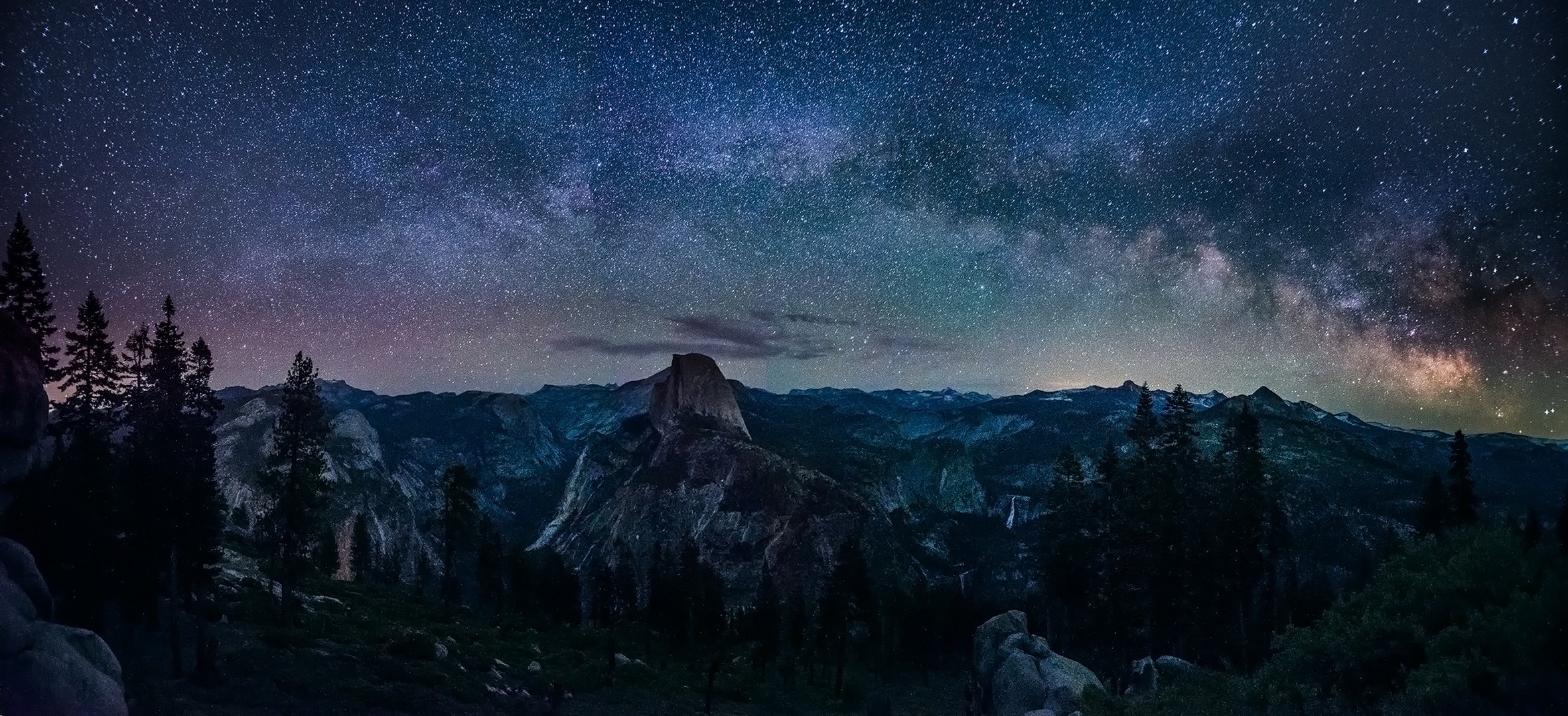 Milky Way over Yosemite National Park HD Wallpaper