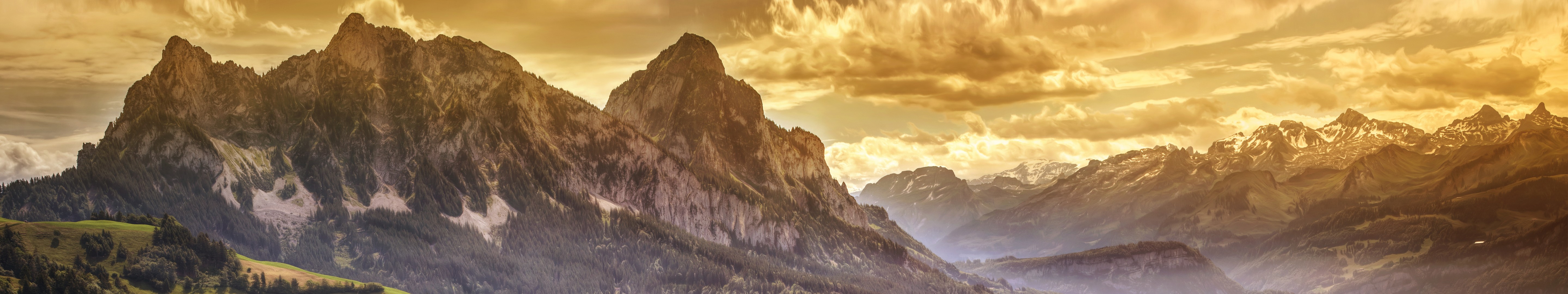Panorama of Grosser Mythen mountain range in Switzerland HD Wallpaper