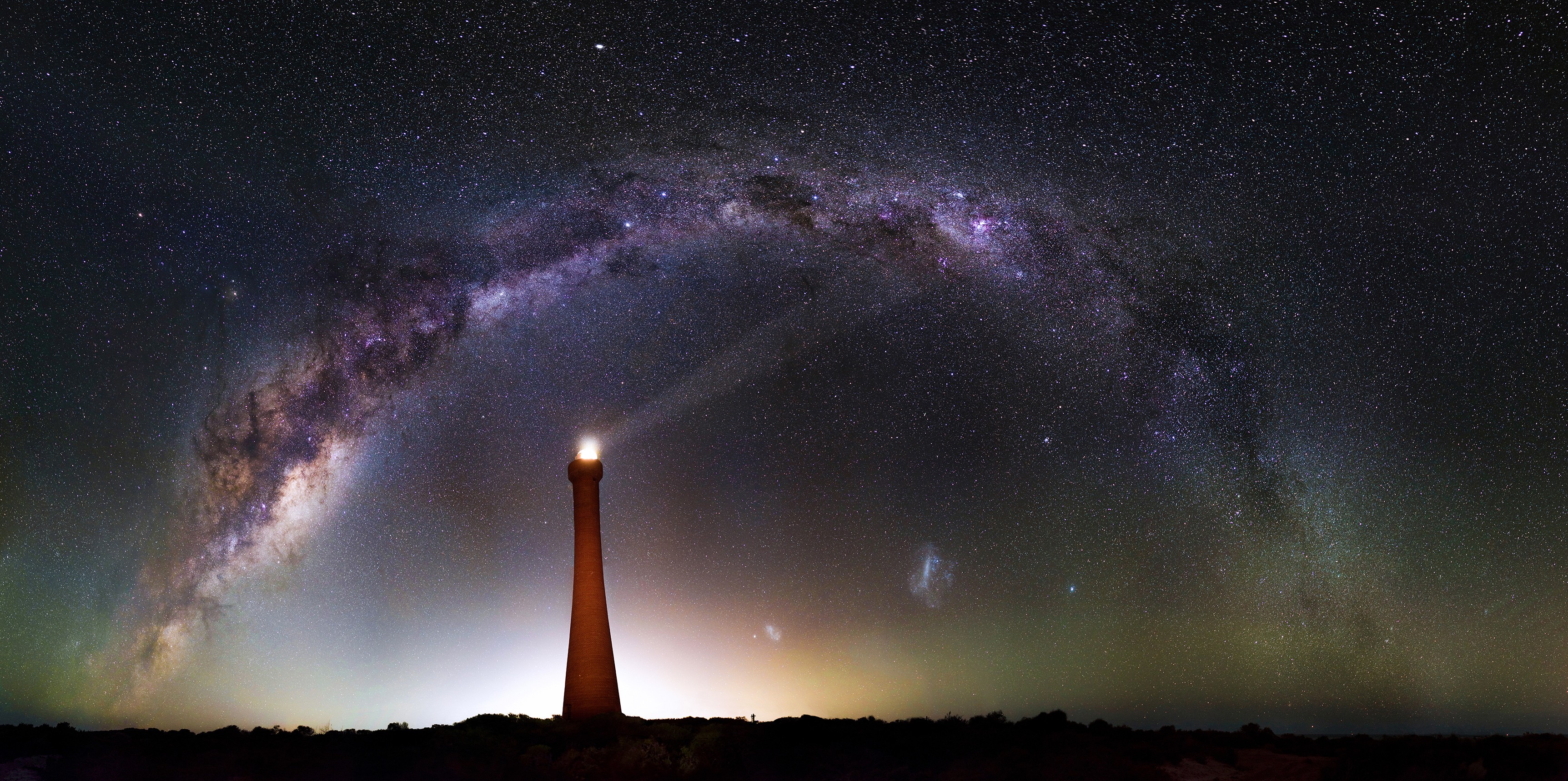 Lighthouse under the Milky Way in Australia HD Wallpaper