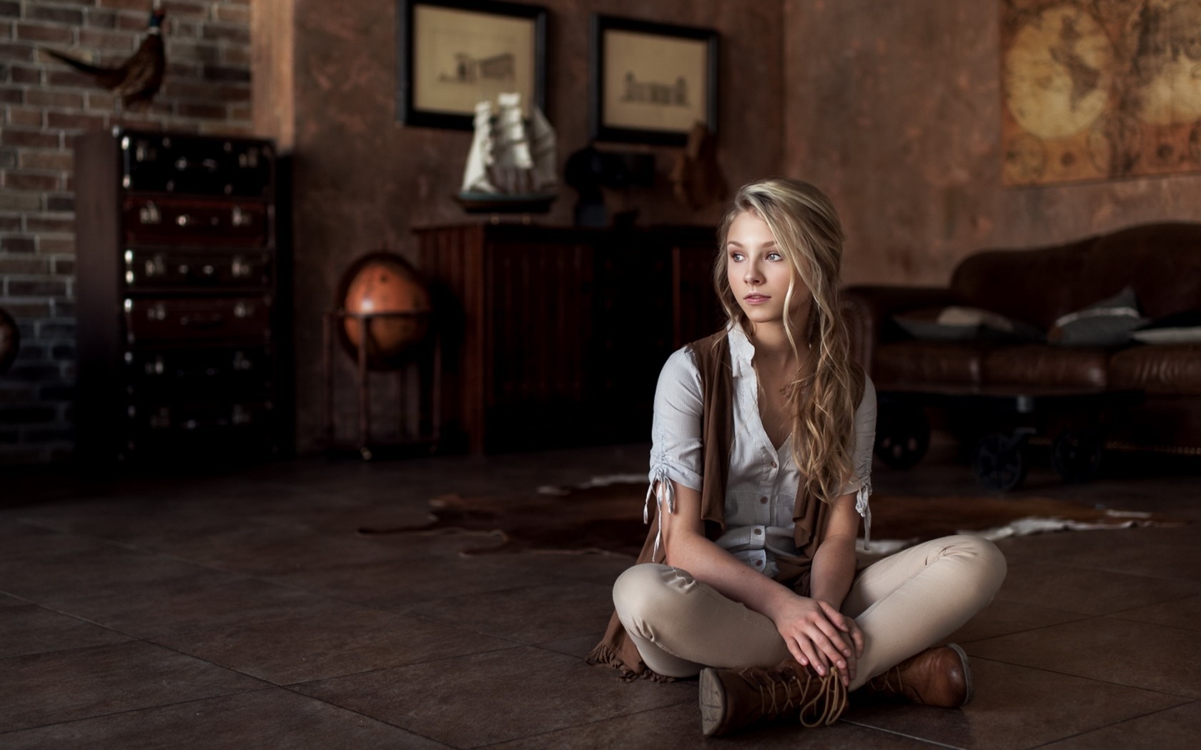 Alice Tarasenko sitting in a rustic interior HD Wallpaper