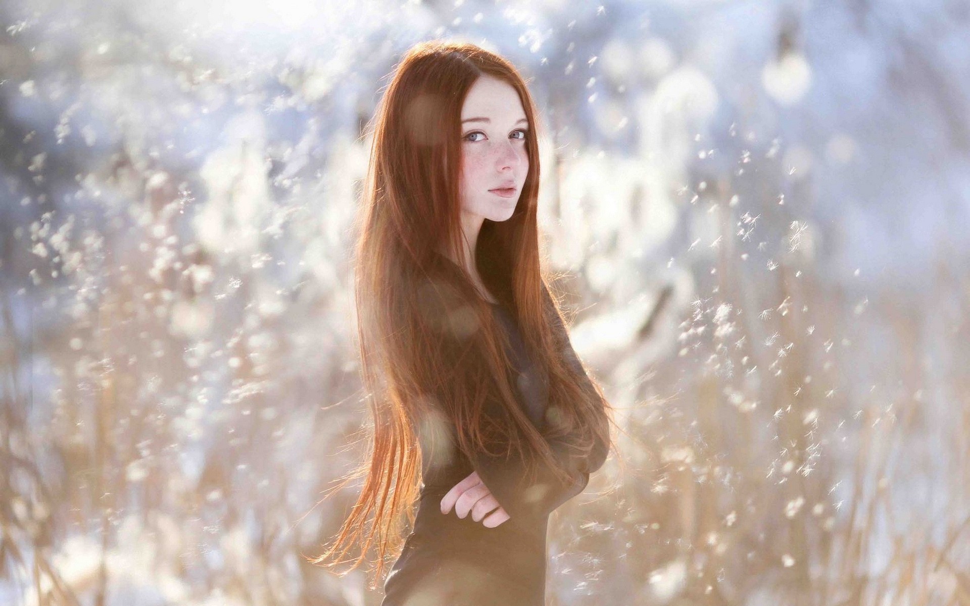 Redhead woman with freckles in winter HD Wallpaper