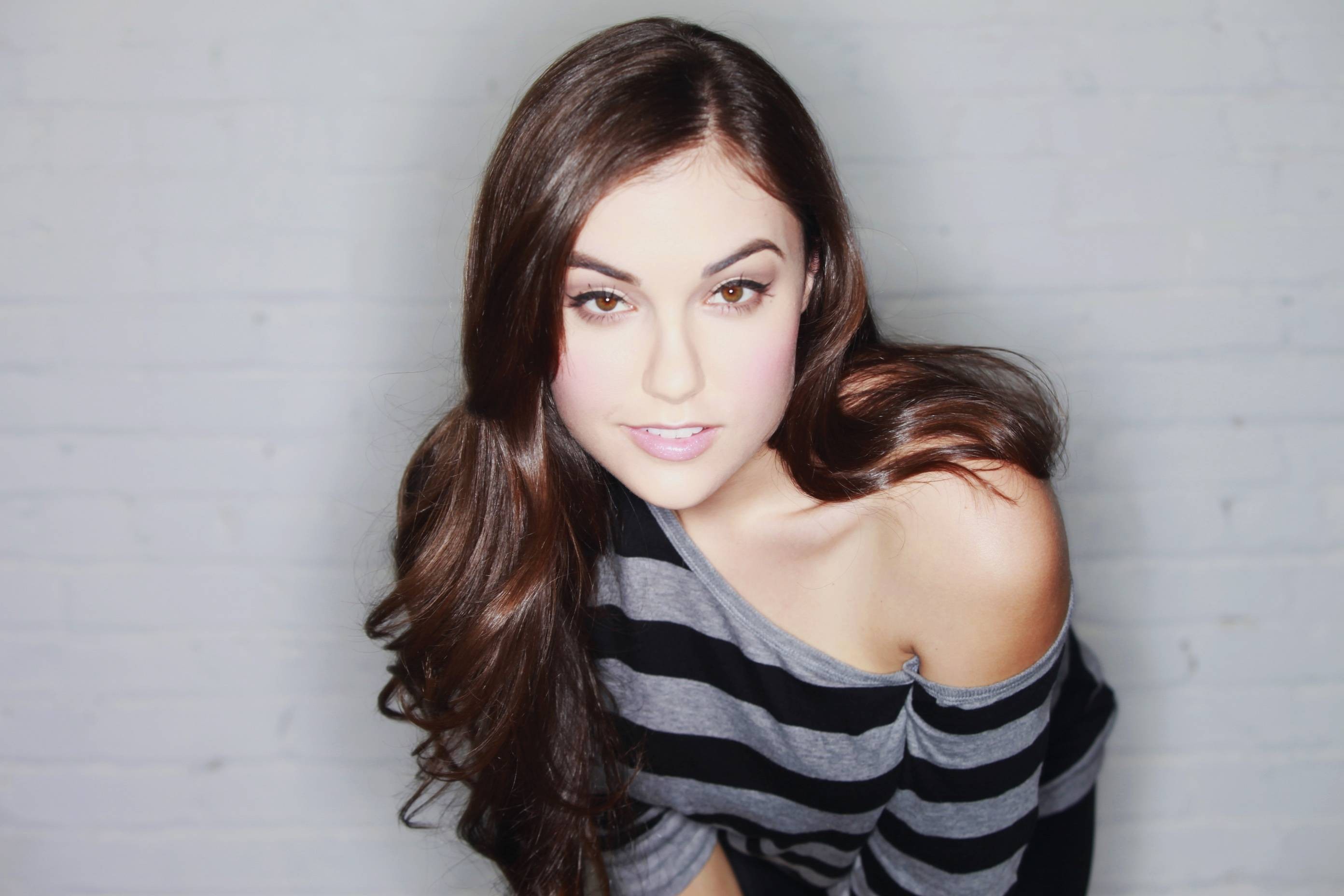 Sasha Grey posing in a striped off-the-shoulder shirt HD Wallpaper