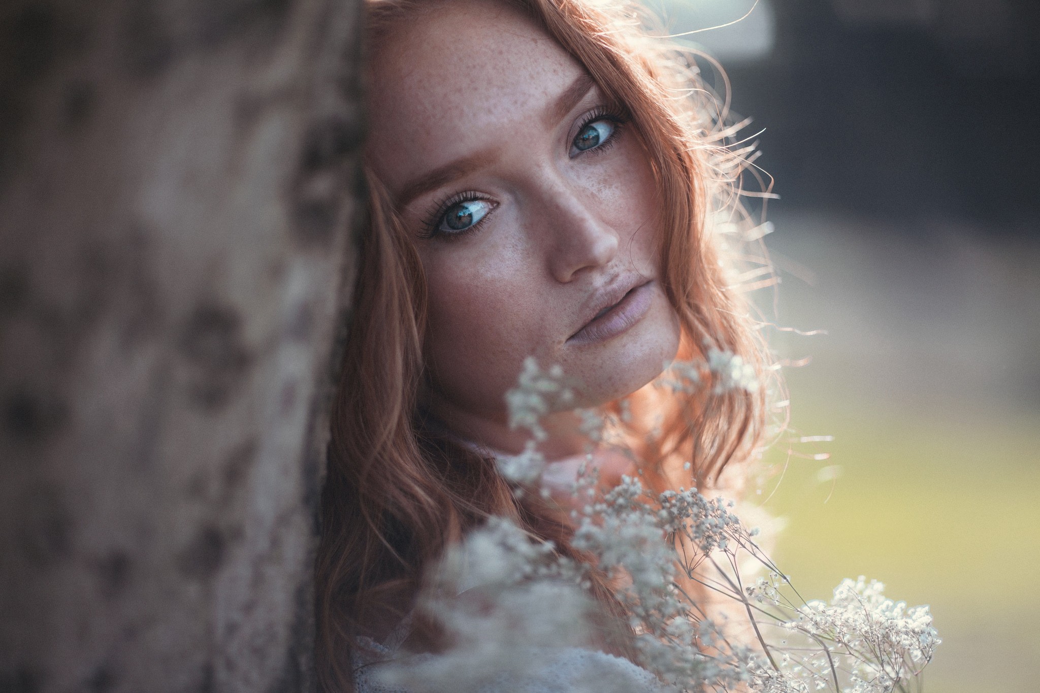 Portrait of a woman with freckles and red hair HD Wallpaper