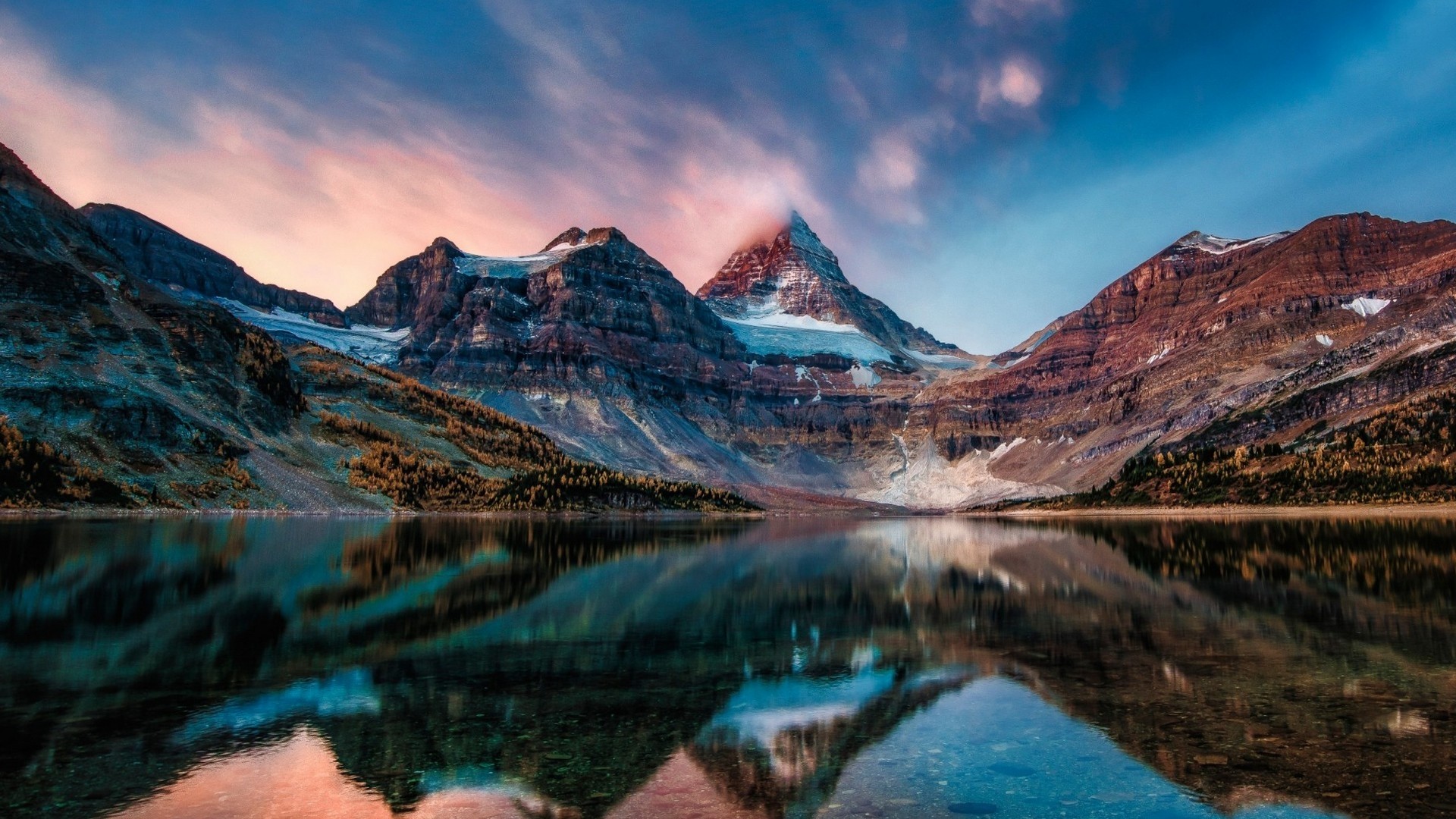Mountain Range Reflected in a Lake at Sunset HD Wallpaper