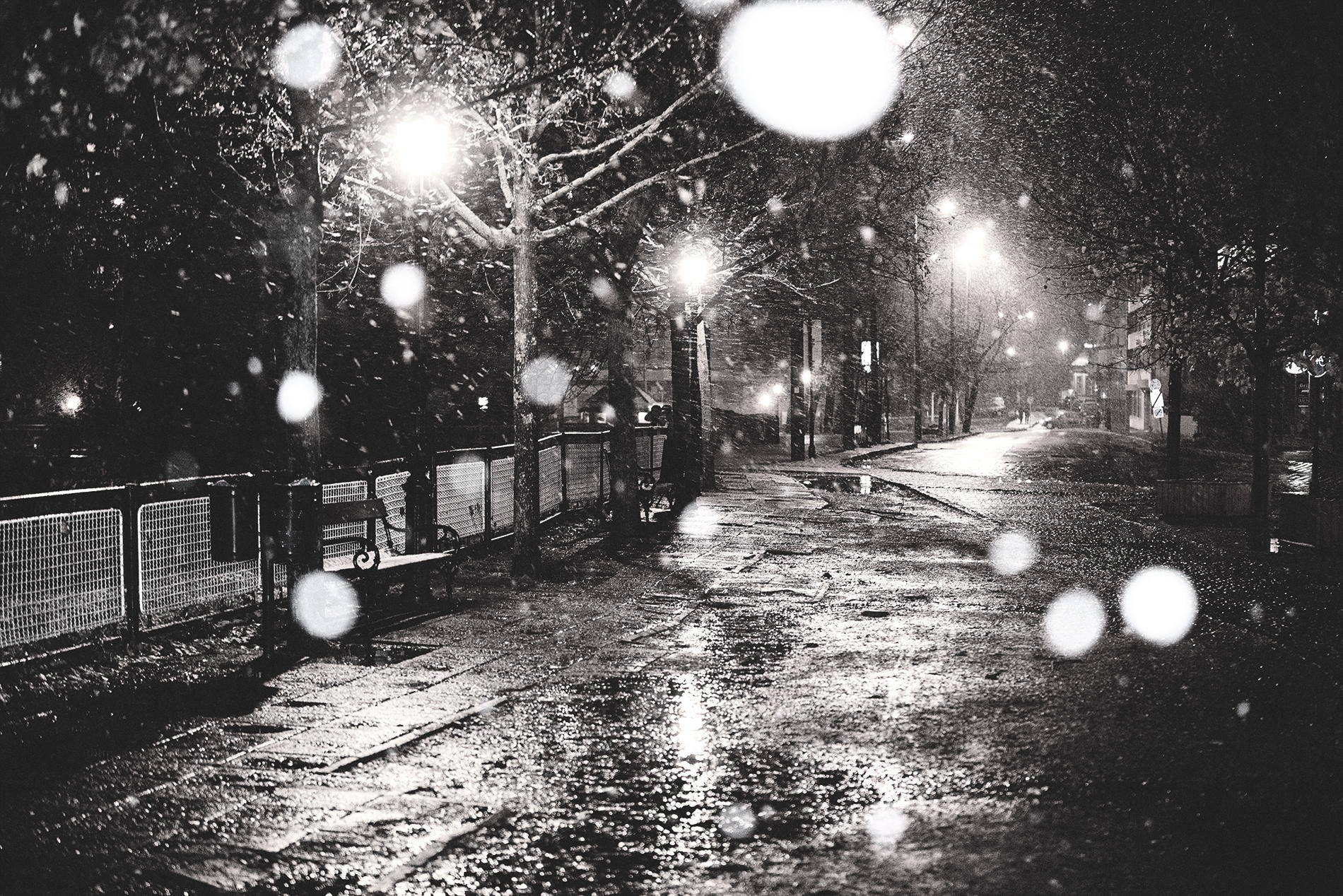 Monochrome night street with snow and lights HD Wallpaper