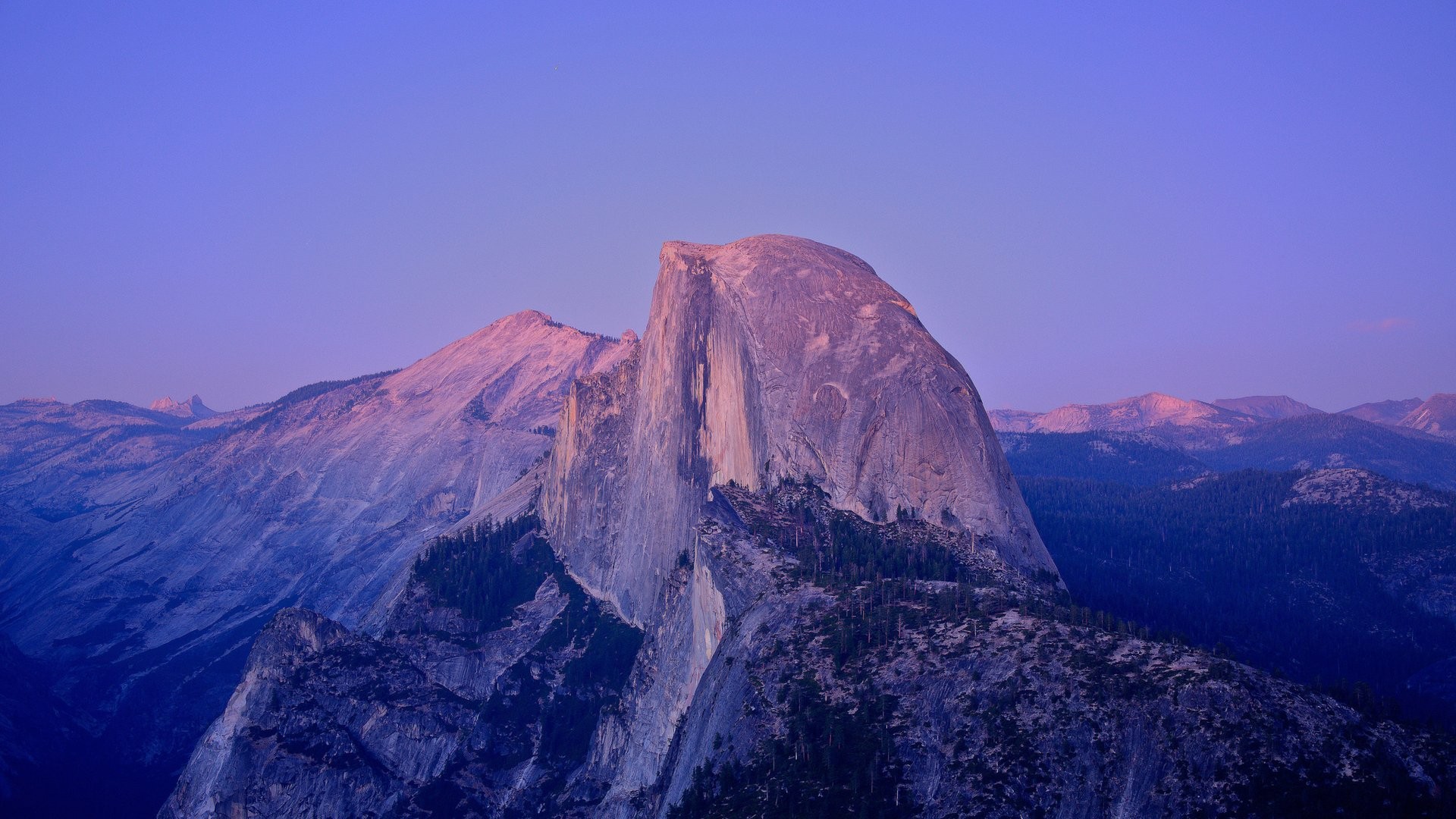 Half Dome mountain at sunset, Yosemite National Park HD Wallpaper