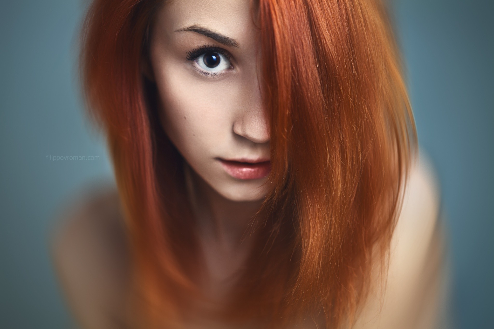 Close-up portrait of a young redhead woman HD Wallpaper