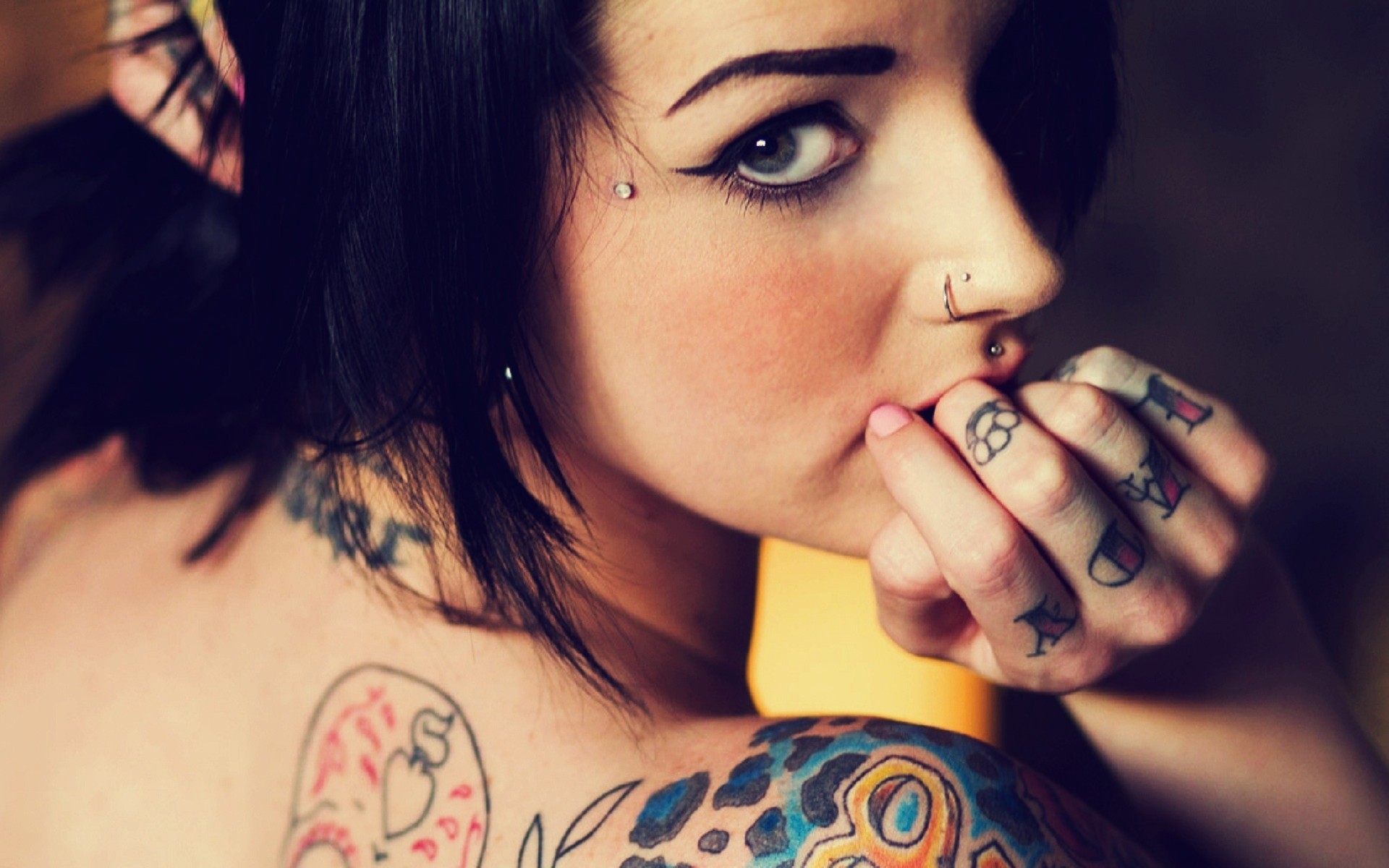Woman with tattoos and piercings HD Wallpaper