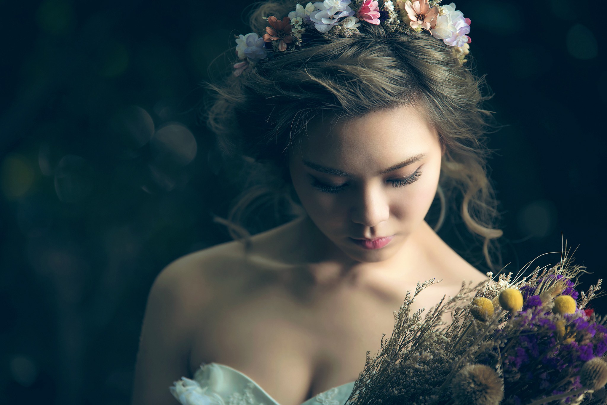 Asian woman with flower crown and bouquet HD Wallpaper