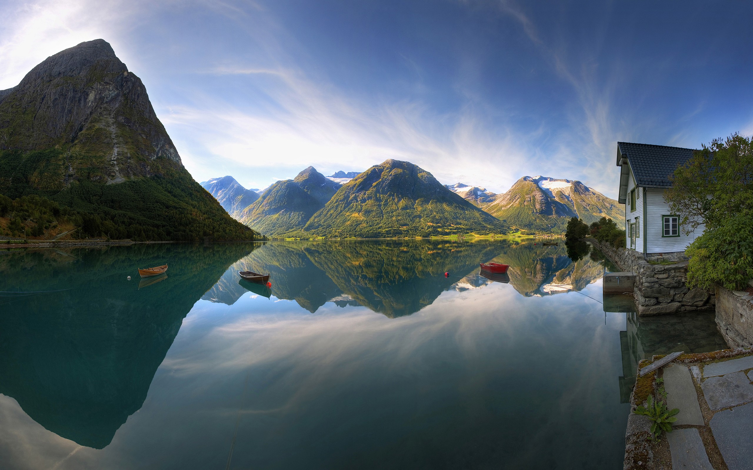 Norway lake with mountains and a house HD Wallpaper