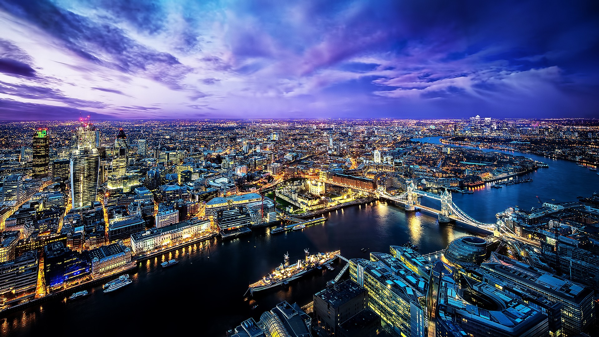 London cityscape at dusk with Tower Bridge and River Thames HD Wallpaper