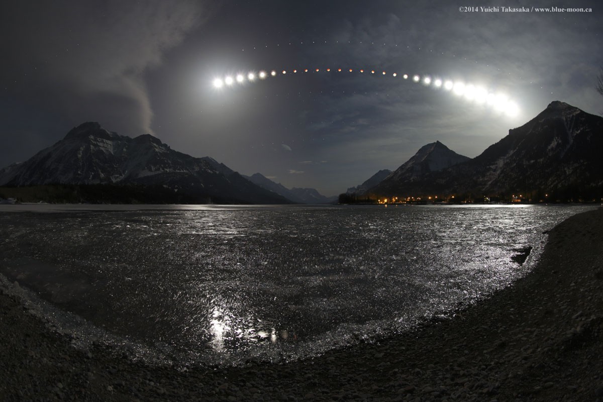 Moon's Path Over a Frozen Lake and Mountains HD Wallpaper