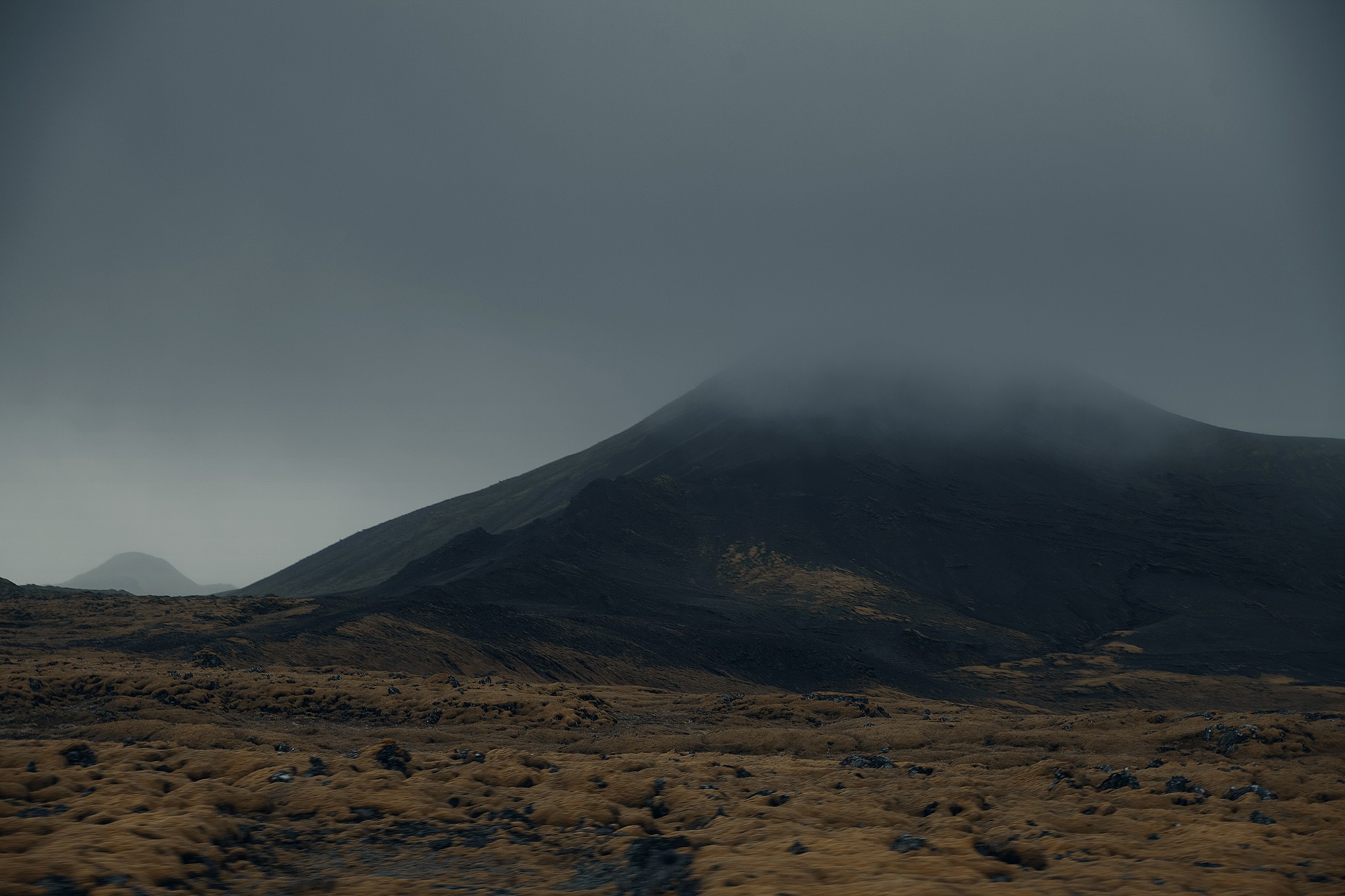 Misty mountain landscape with dry grass HD Wallpaper