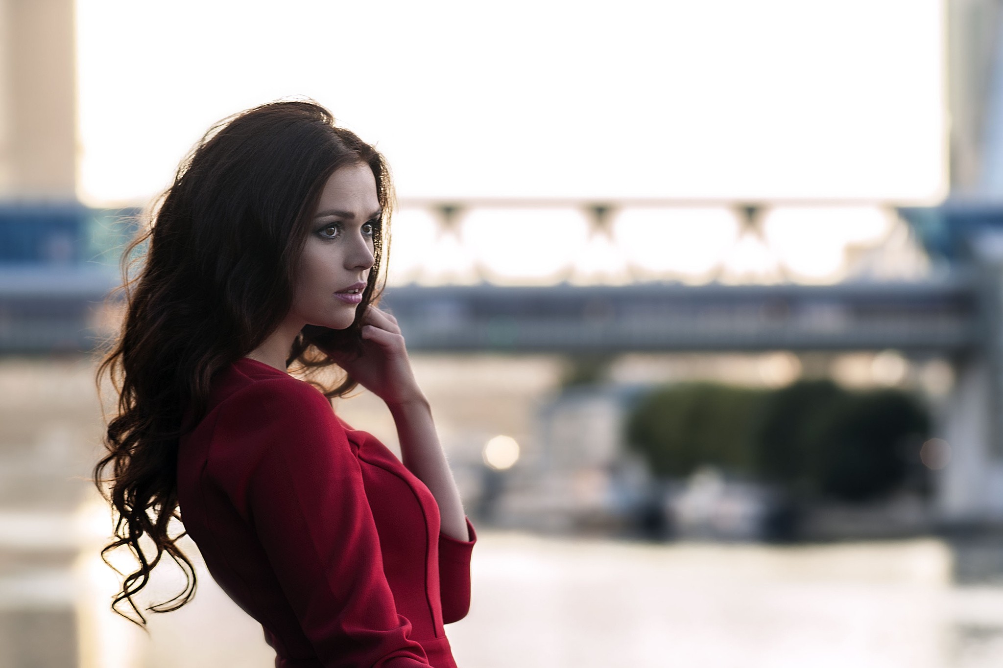 Woman in red dress looking away HD Wallpaper