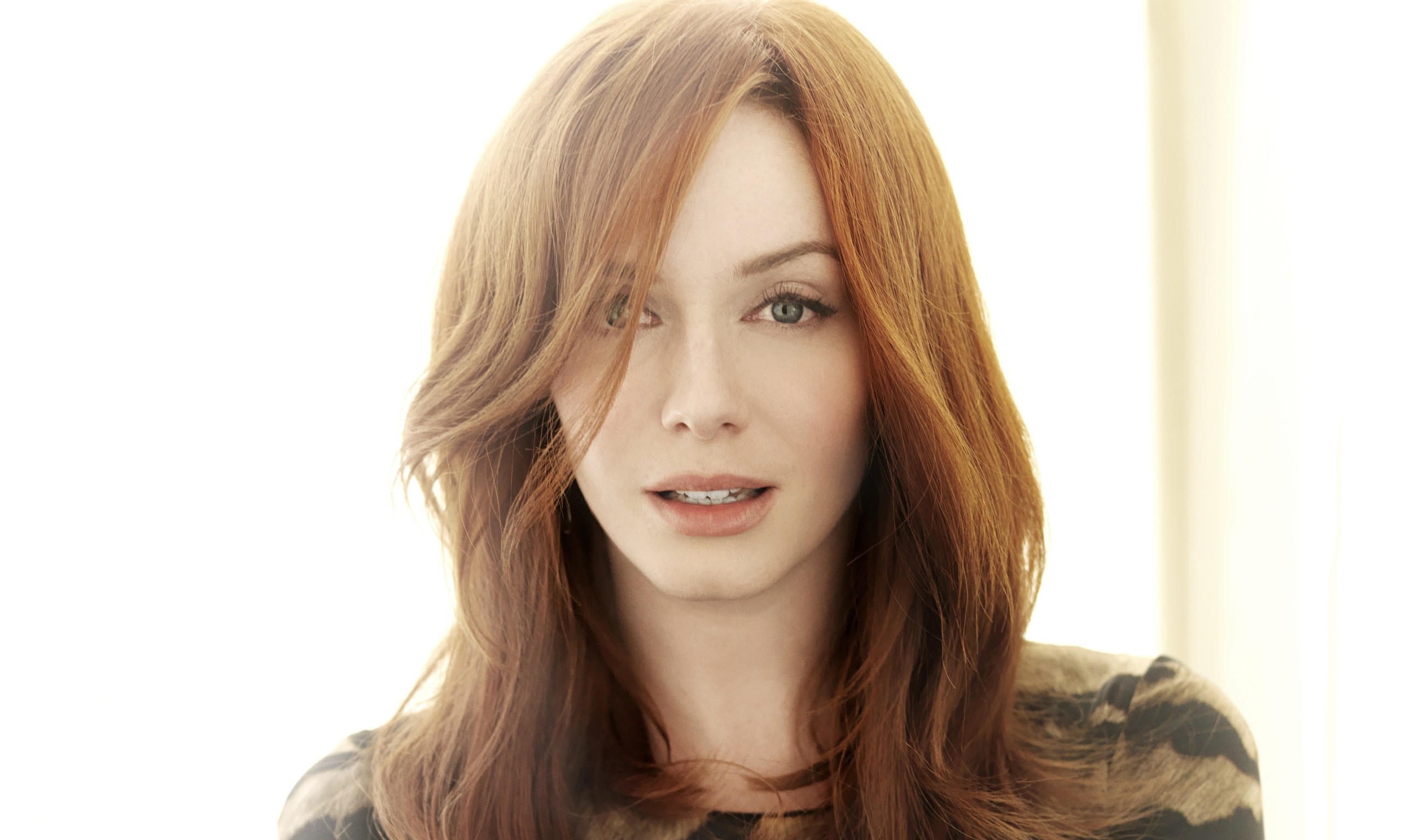 Christina Hendricks HD Wallpaper