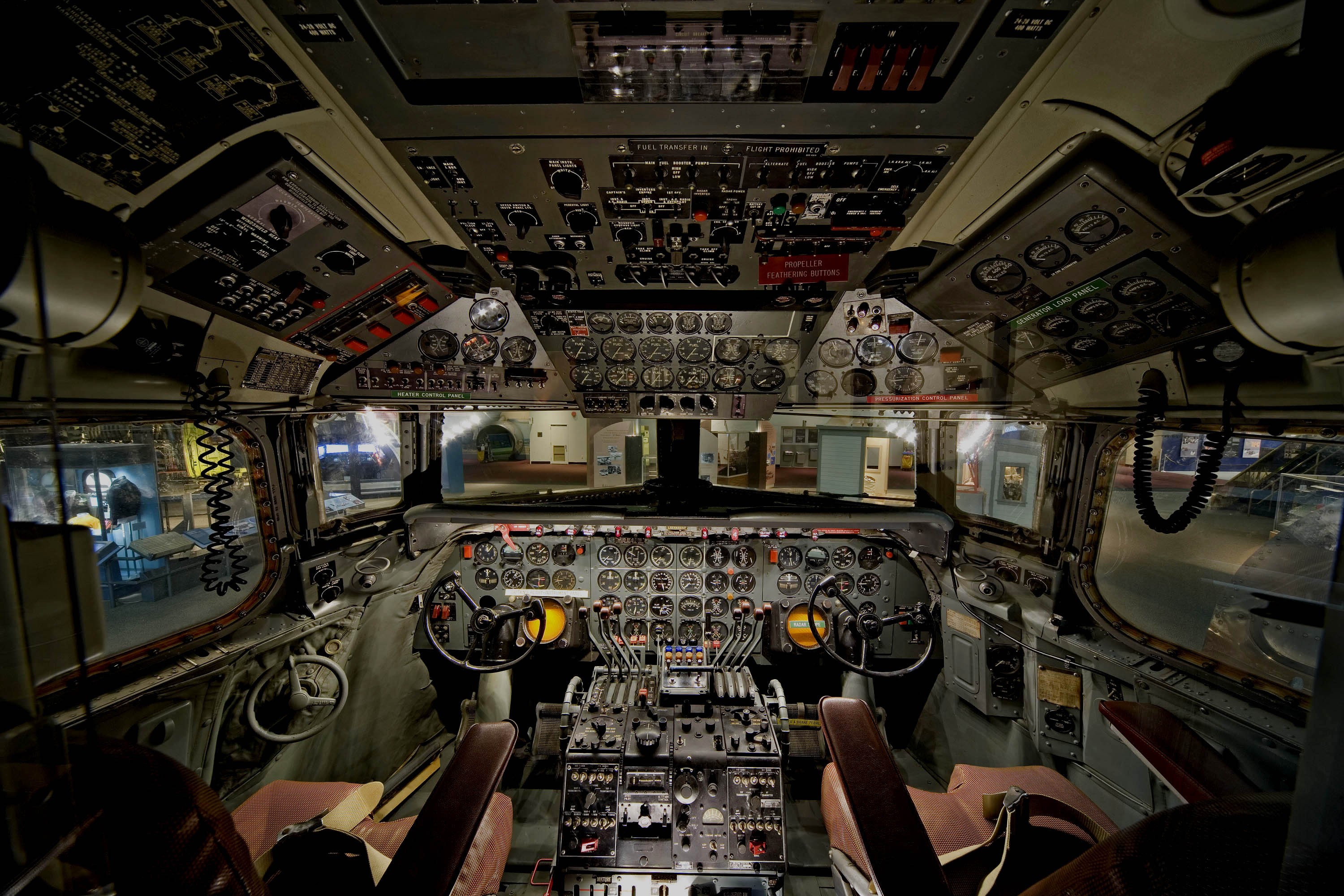 Cockpit of a Douglas C-54 aircraft HD Wallpaper