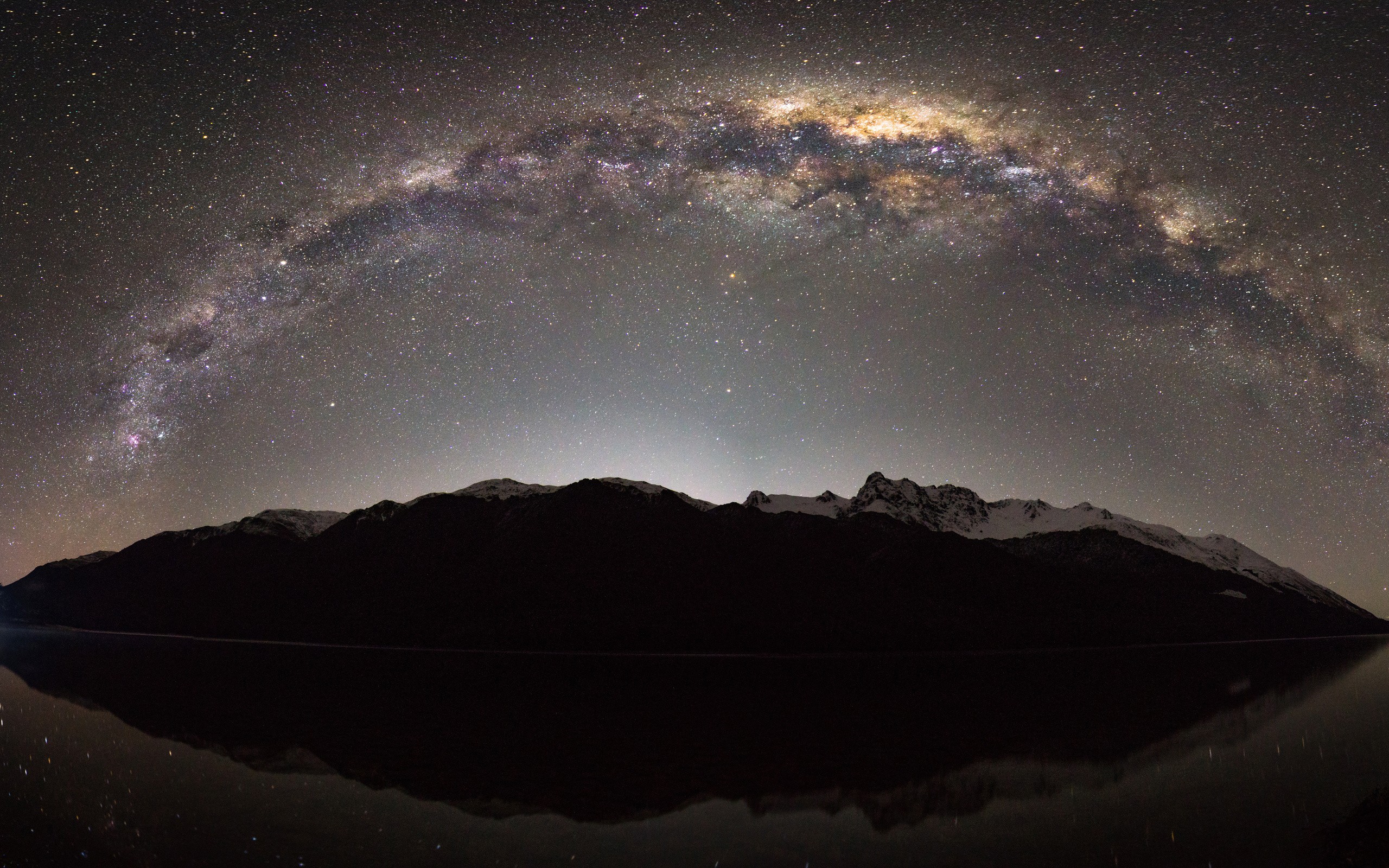 Milky Way over mountains and reflection HD Wallpaper
