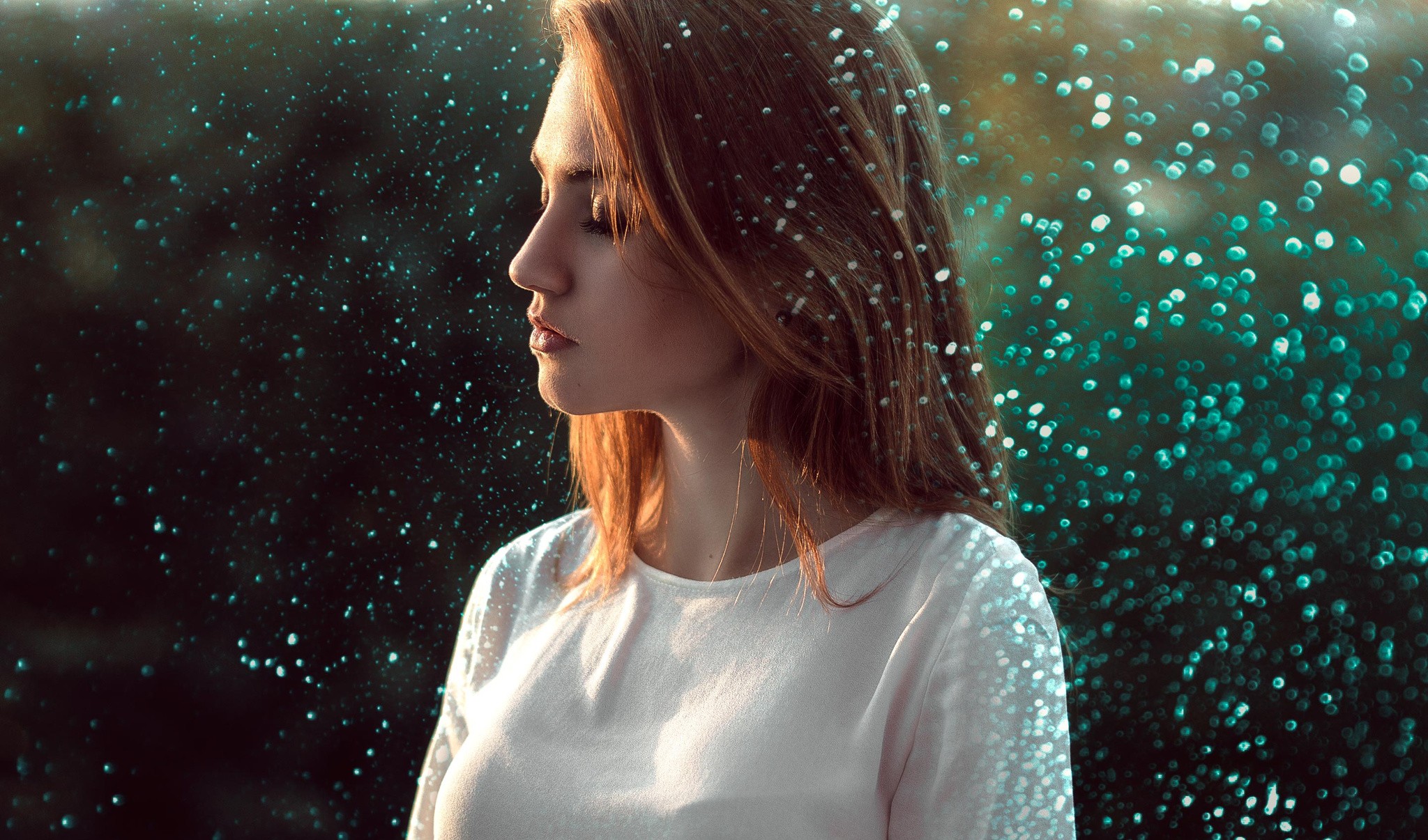 Woman with red hair and sparkles in white clothing HD Wallpaper