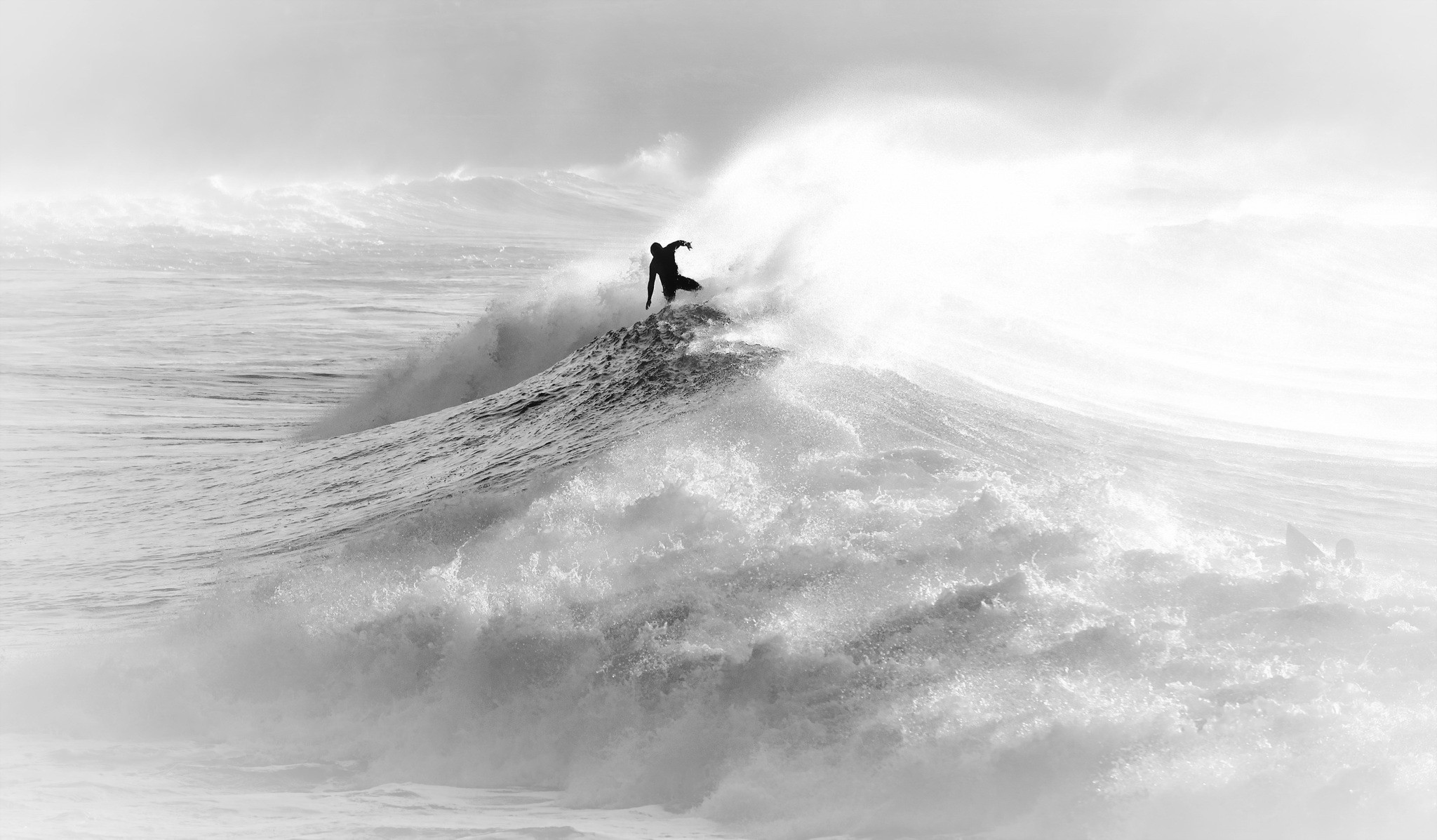 Surfer riding a large wave HD Wallpaper