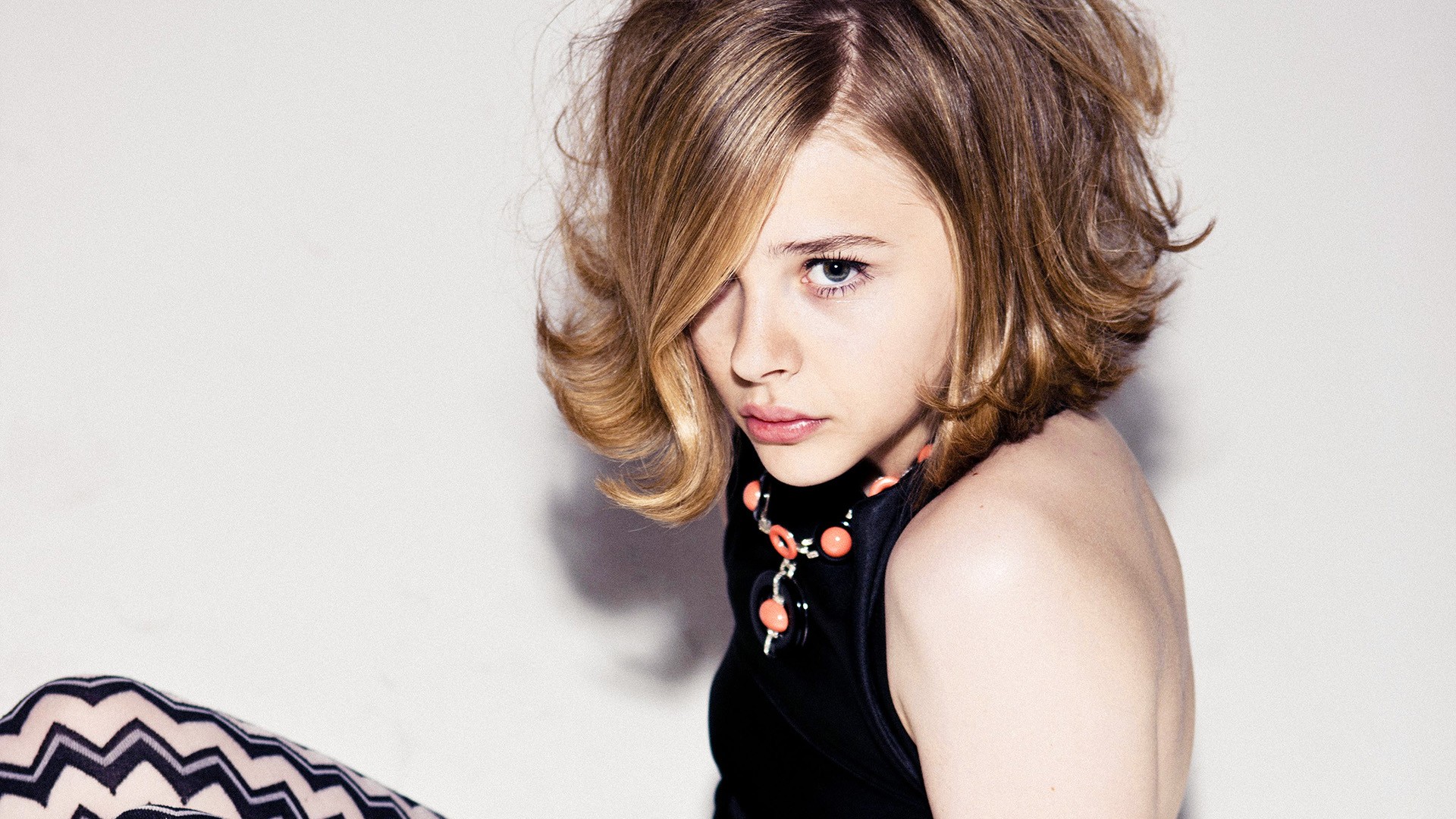 Chloë Grace Moretz HD Wallpaper