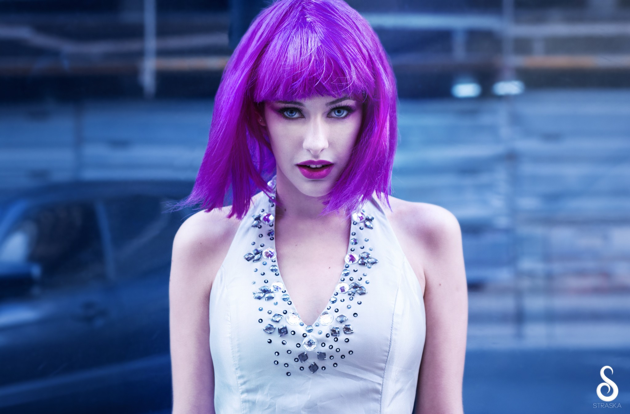 Woman with purple wig and jeweled dress HD Wallpaper