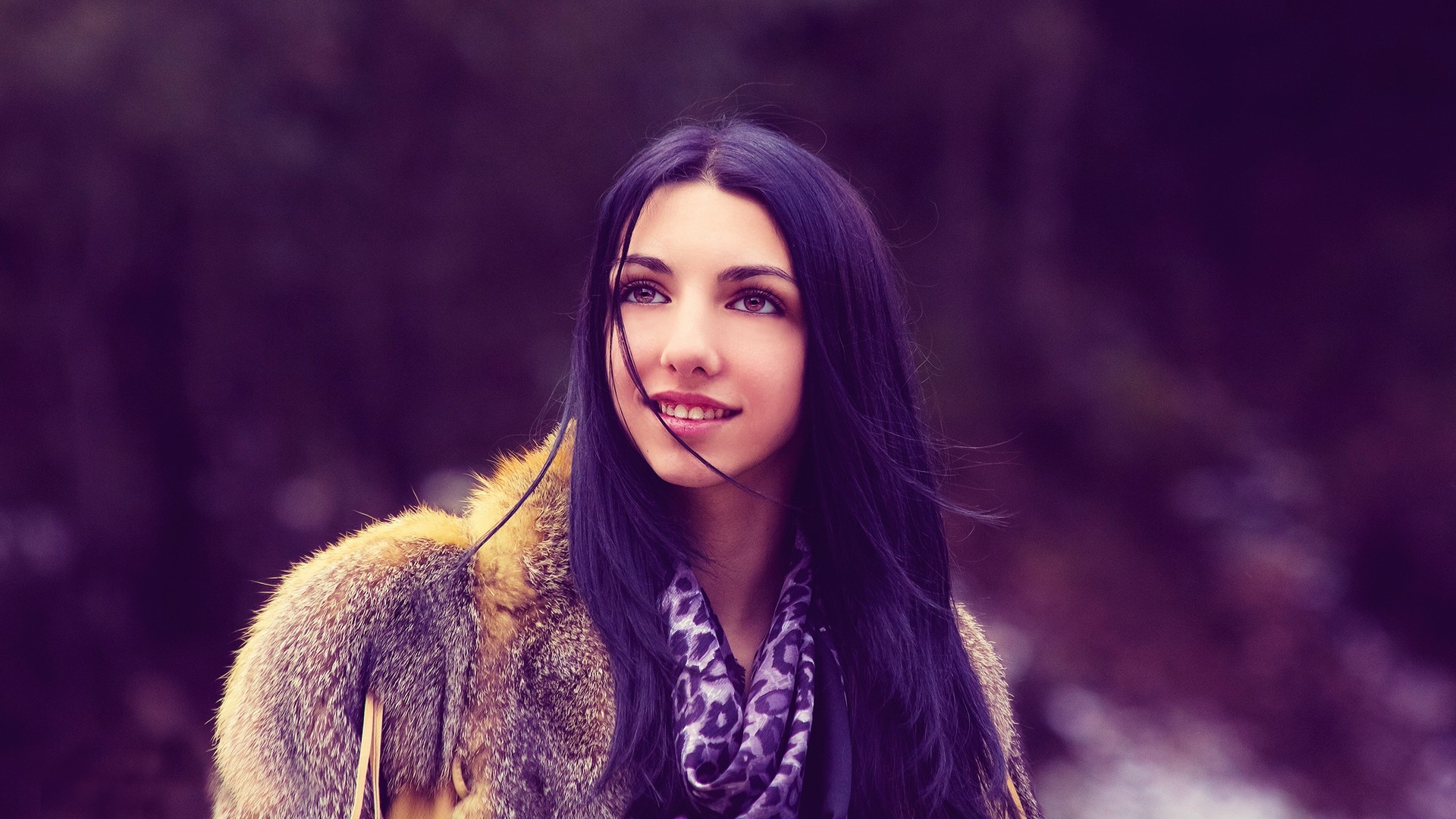 Woman in fur coat and scarf HD Wallpaper
