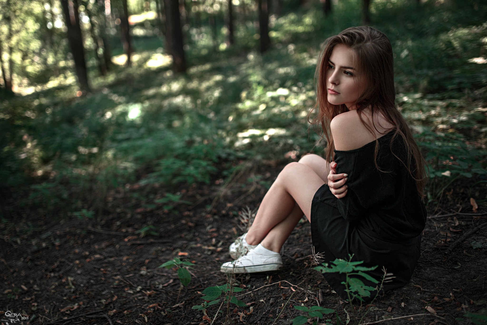 Woman sitting in a forest, Georgy Chernyadyev HD Wallpaper