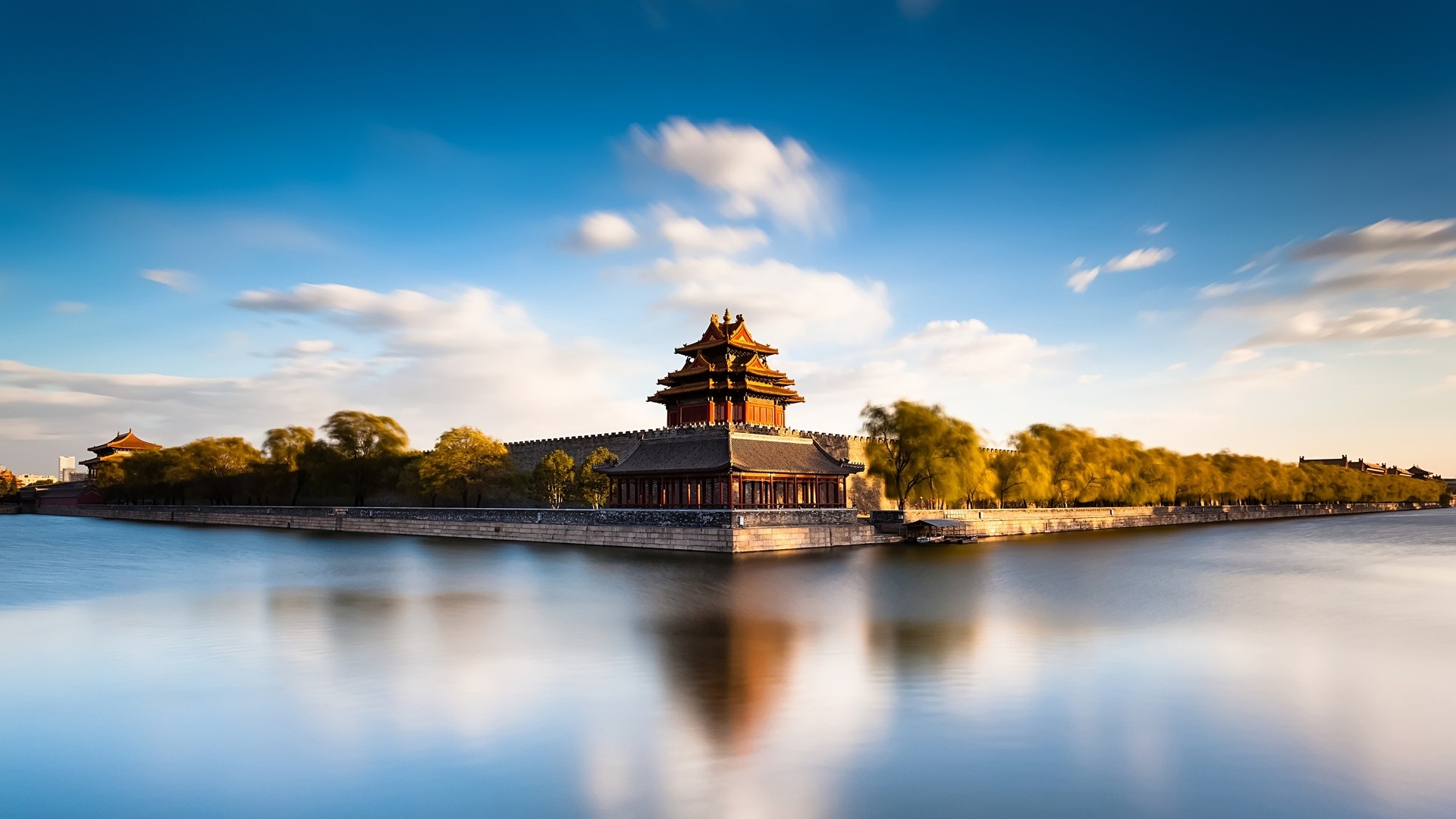 Forbidden City Corner Tower Reflection in Water HD Wallpaper