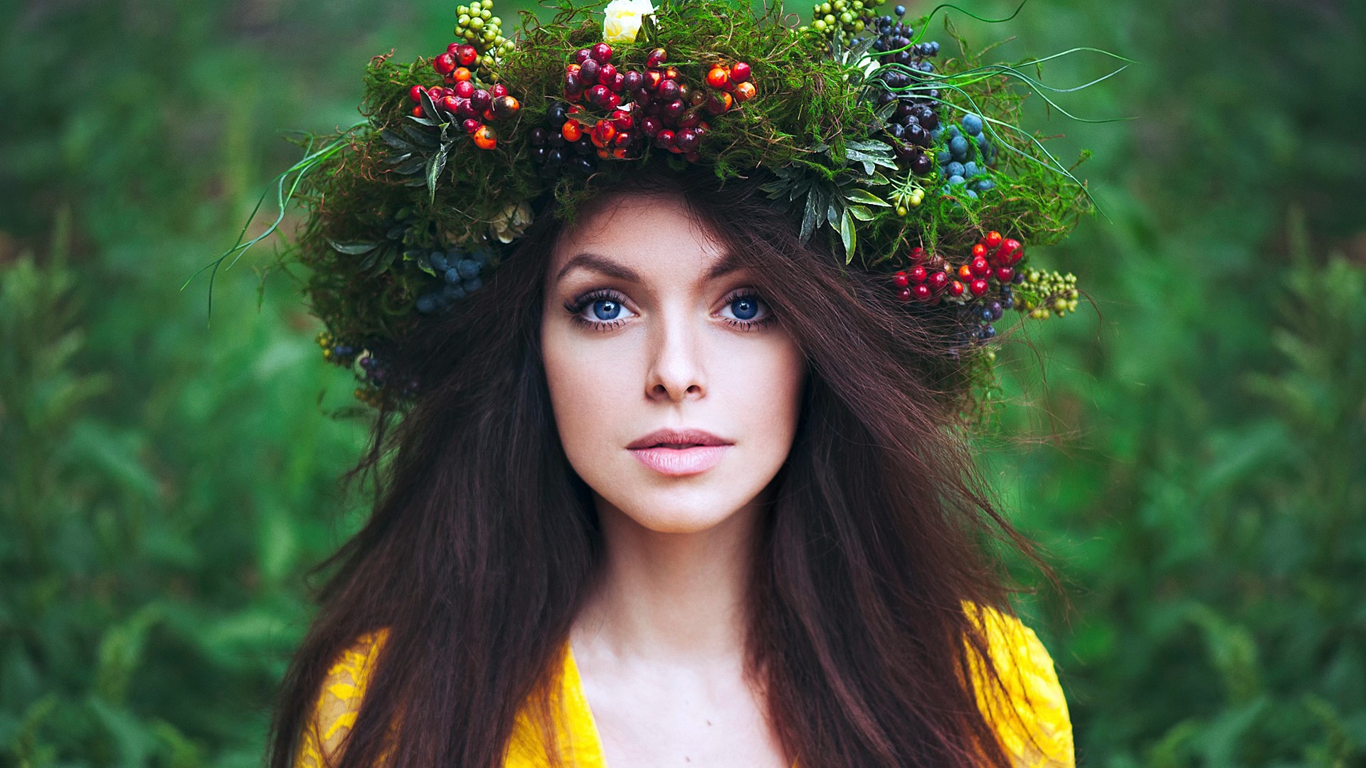 Woman with a flower crown and blue eyes HD Wallpaper