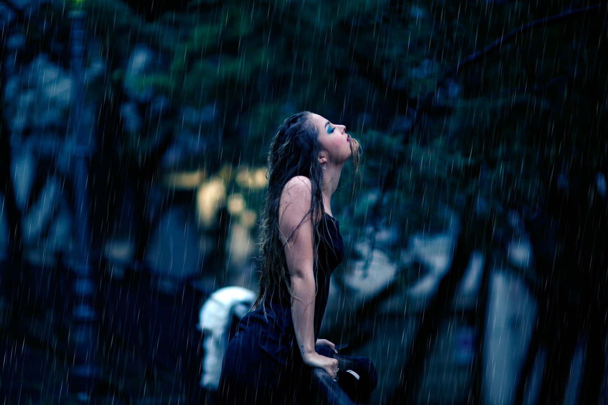 Woman in the rain HD Wallpaper