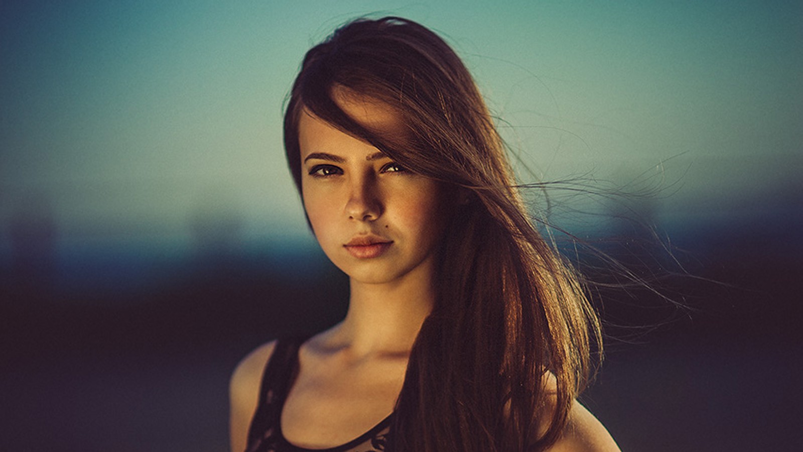 Woman with long brown hair HD Wallpaper