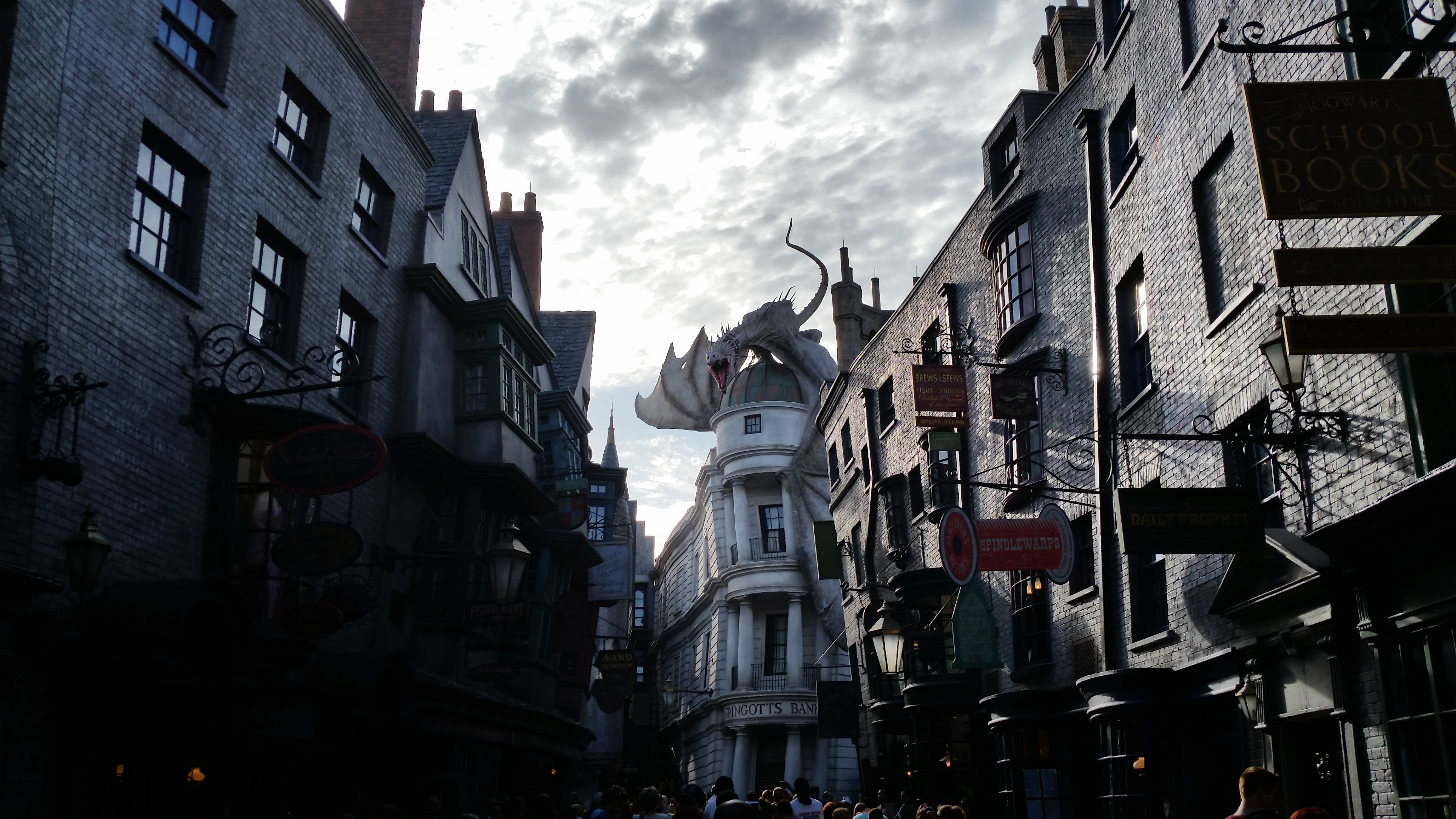 Dragon atop Gringotts Bank in Diagon Alley HD Wallpaper
