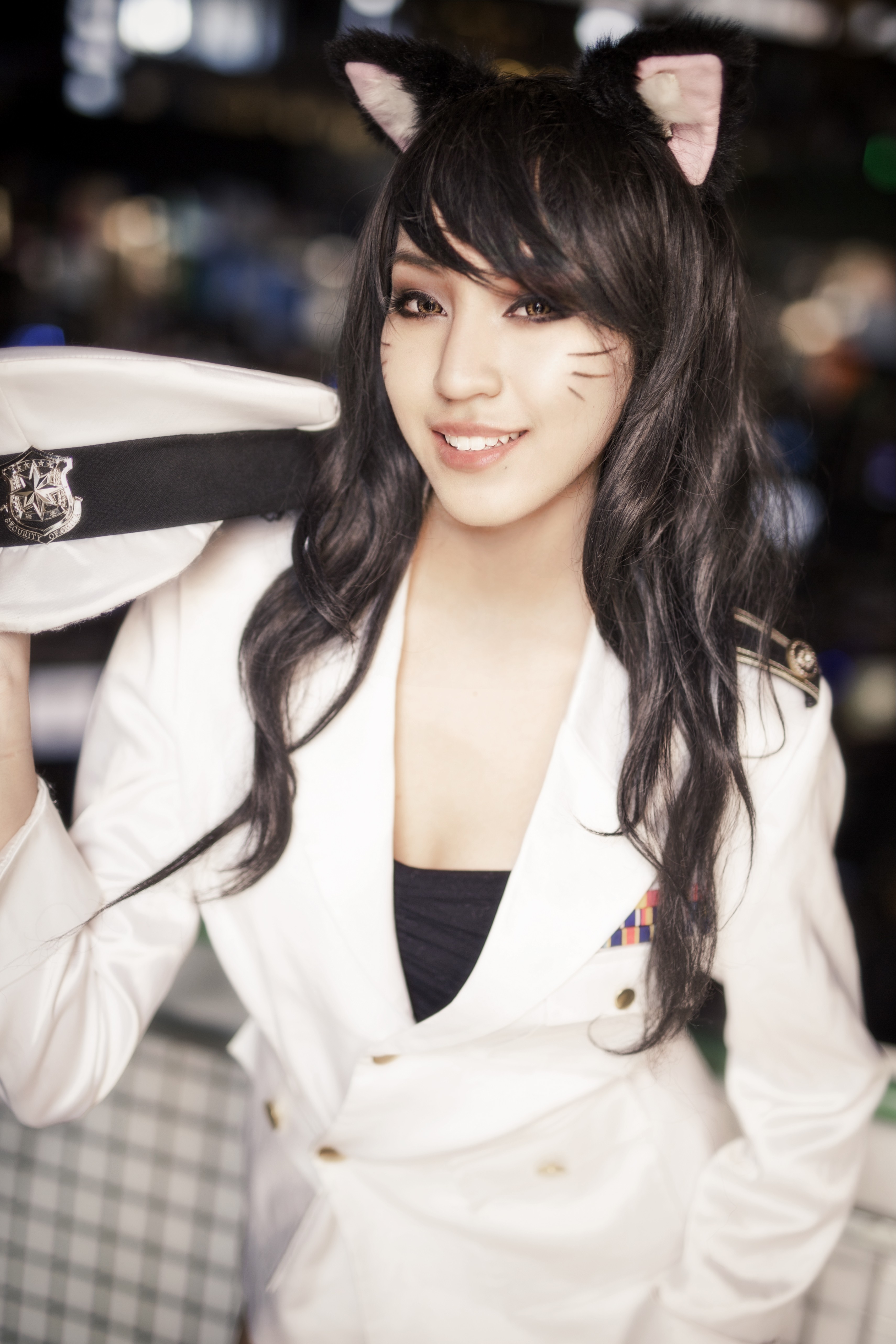 Ahri from League of Legends Cosplay with Cat Ears HD Wallpaper