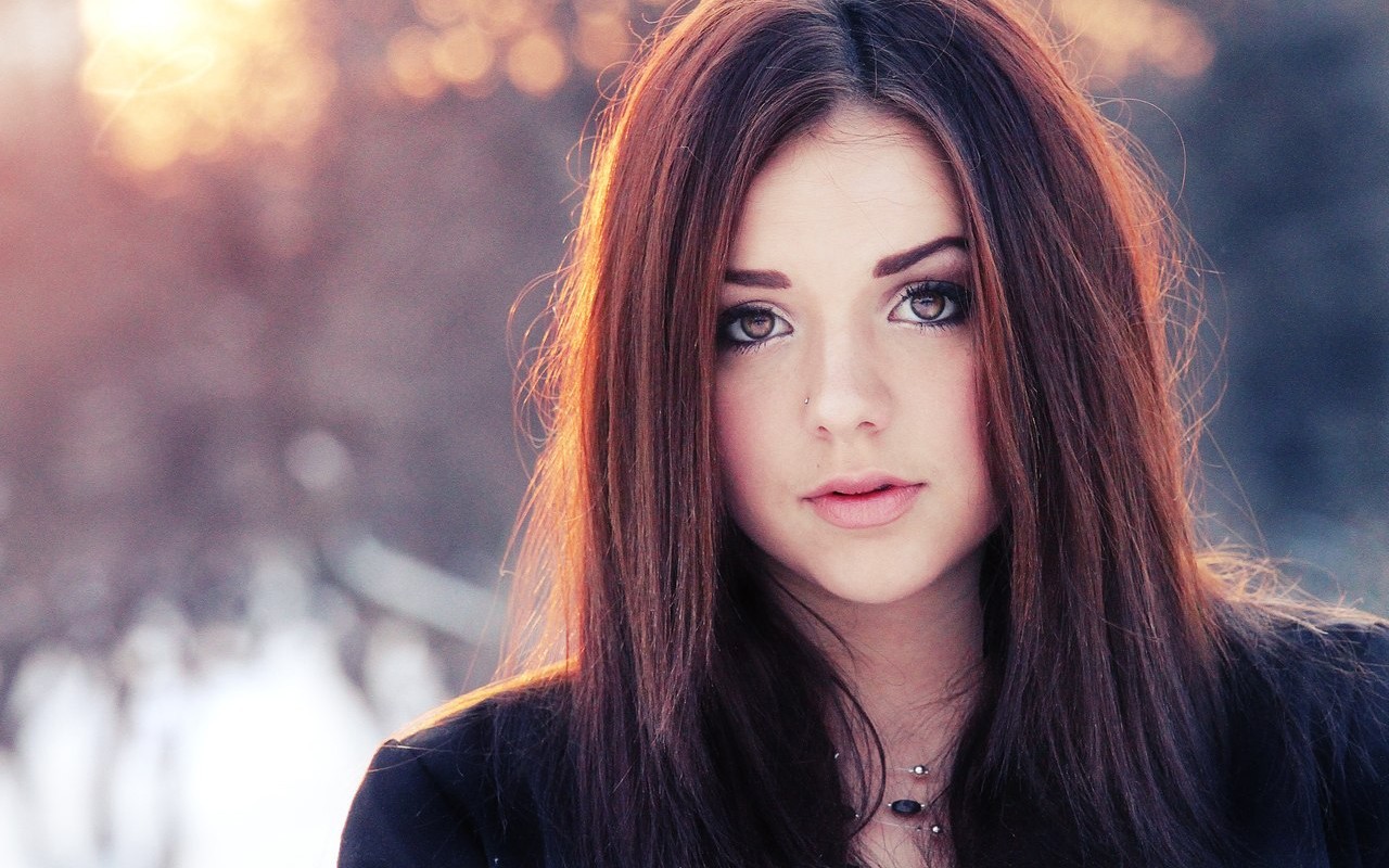 Woman with long brown hair looking at viewer HD Wallpaper