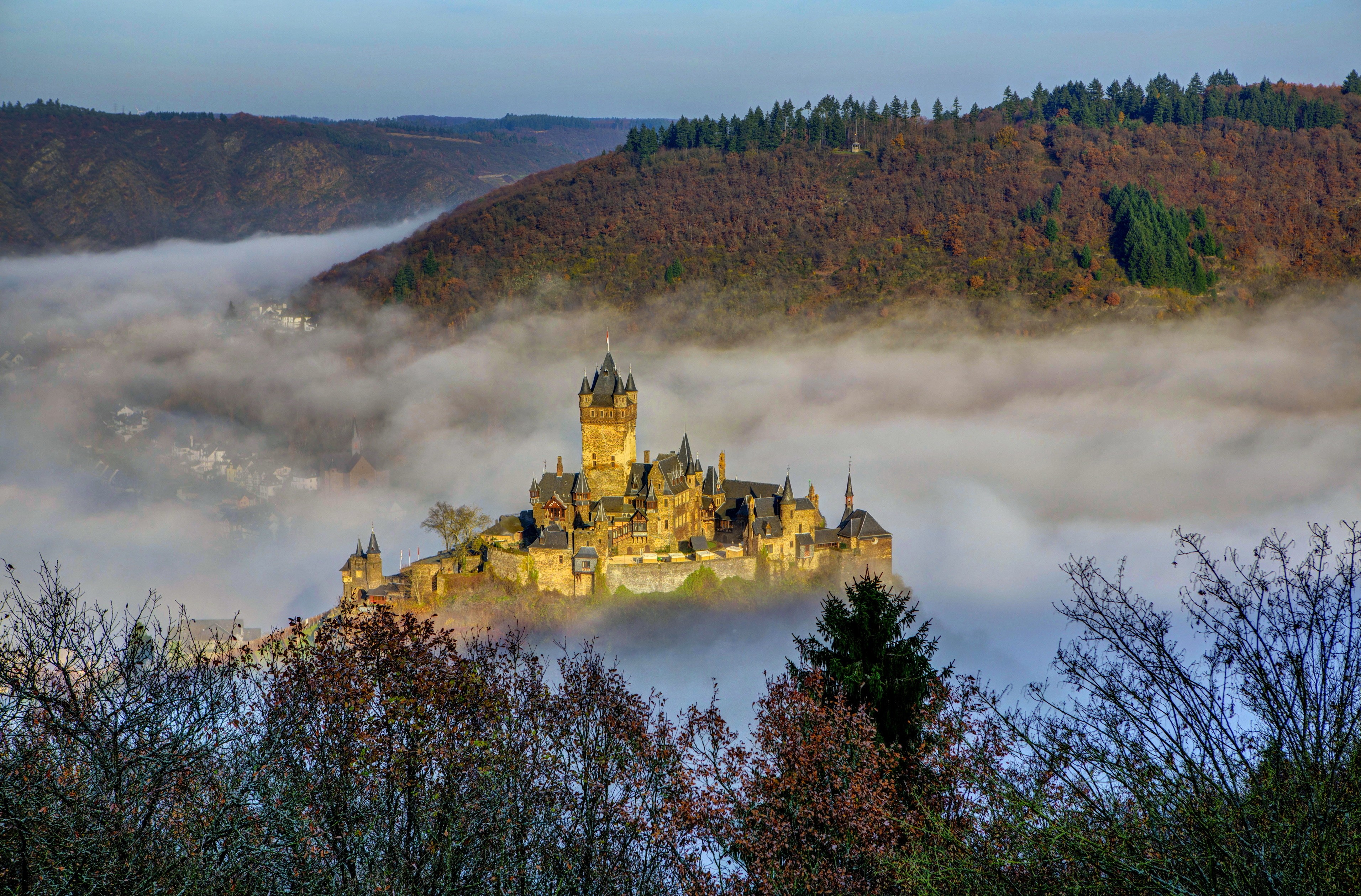 Cochem Castle above the Moselle Valley in Germany HD Wallpaper