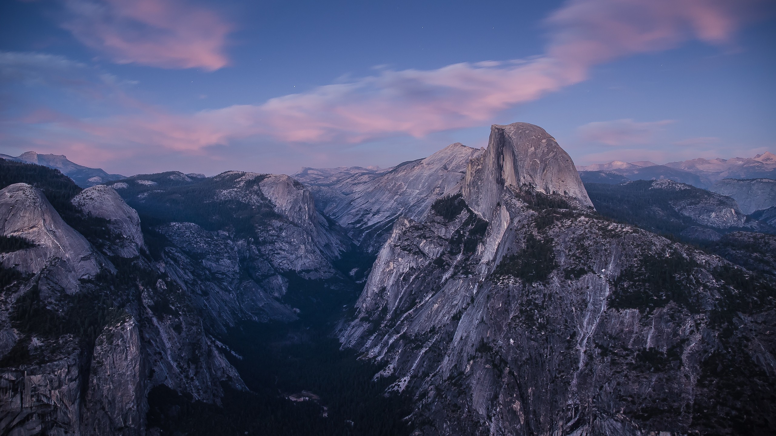 Half Dome in Yosemite National Park at Dusk HD Wallpaper