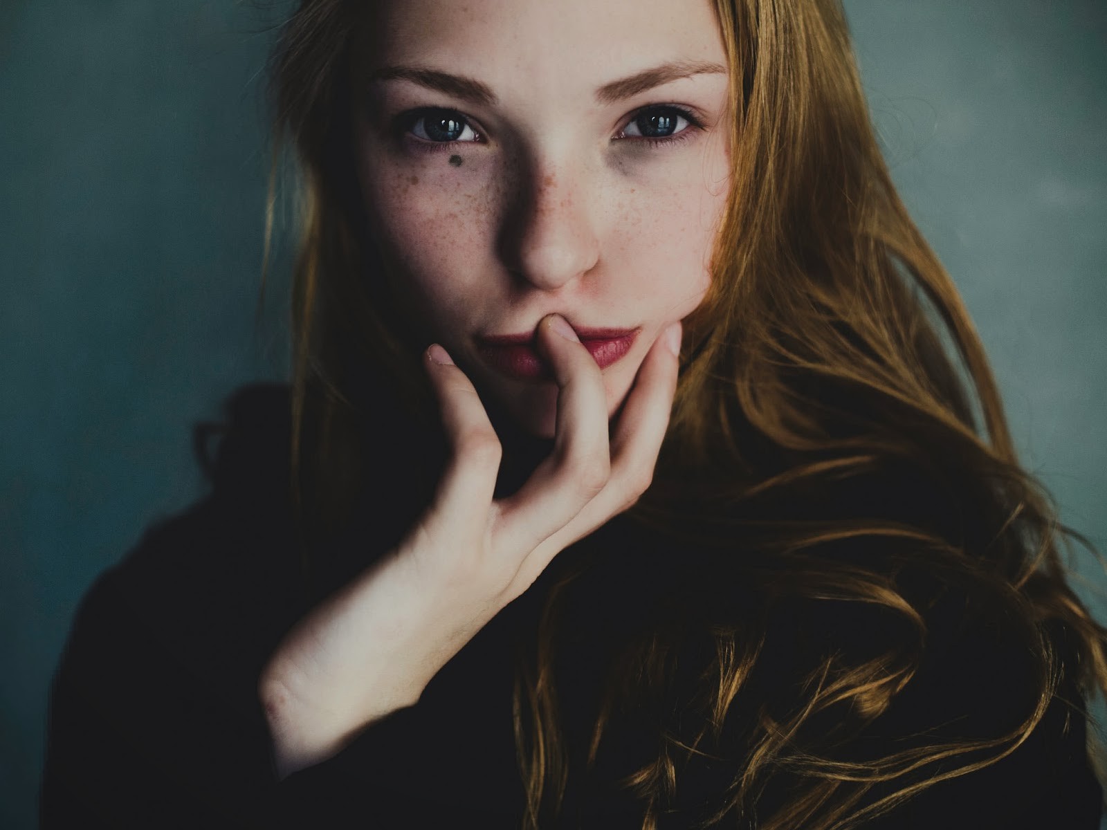 Woman with freckles and blue eyes HD Wallpaper
