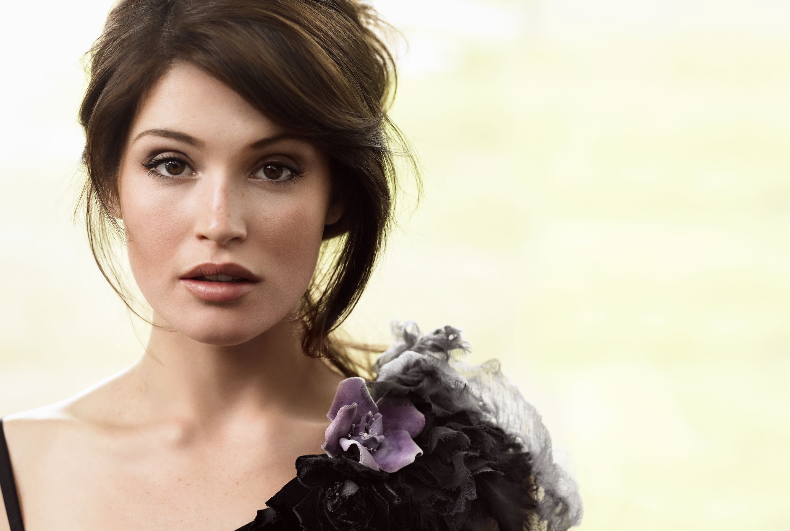 Gemma Arterton with a floral accessory HD Wallpaper