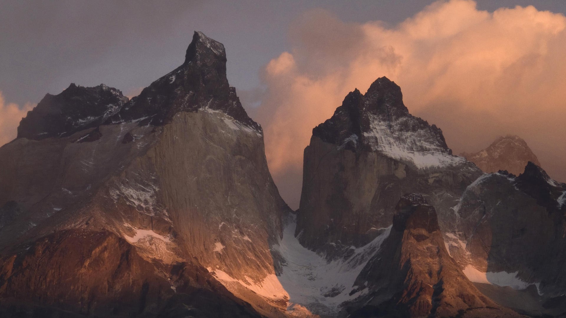 Torres del Paine mountains at sunset HD Wallpaper
