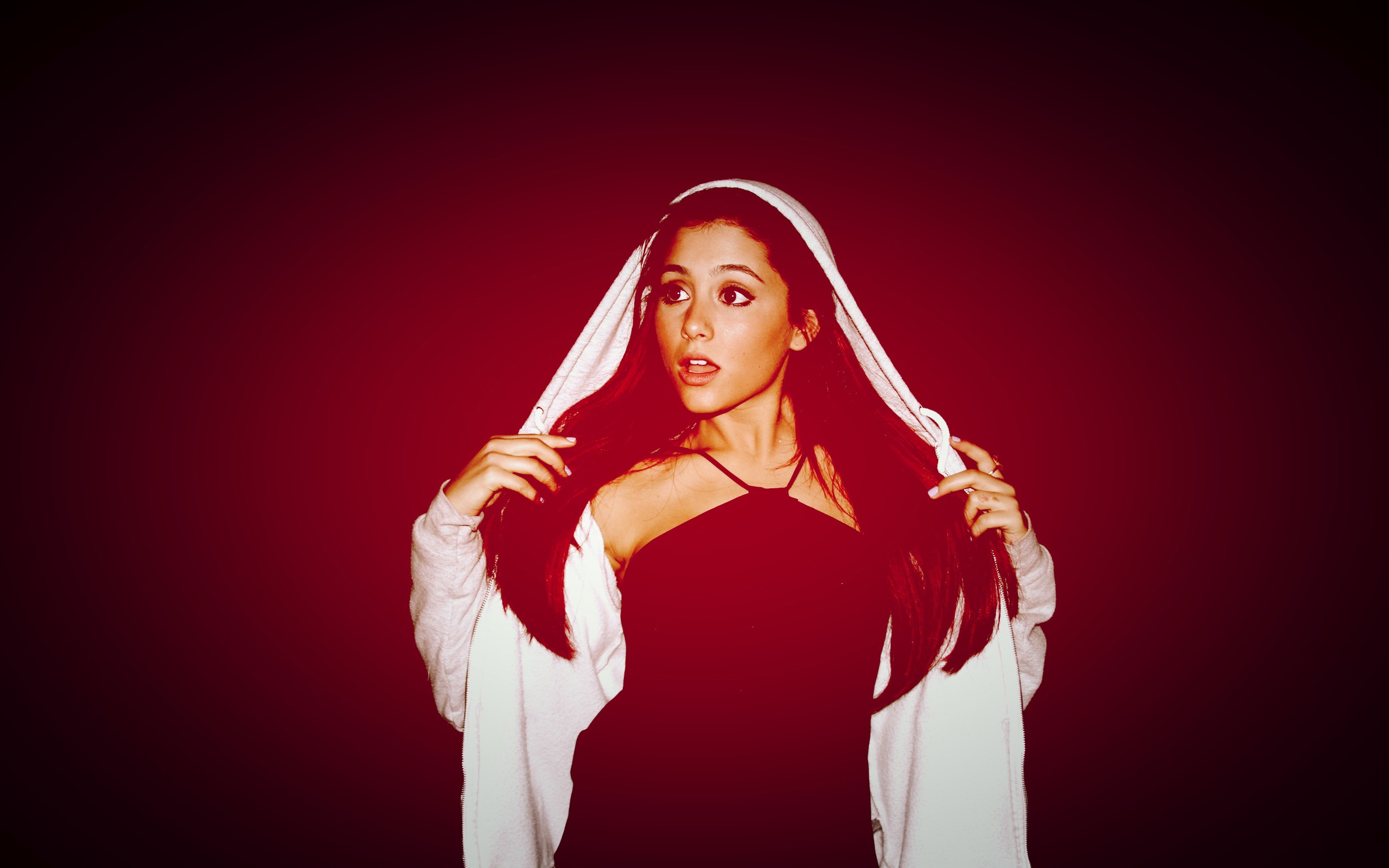 Ariana Grande wearing a hoodie and black top HD Wallpaper