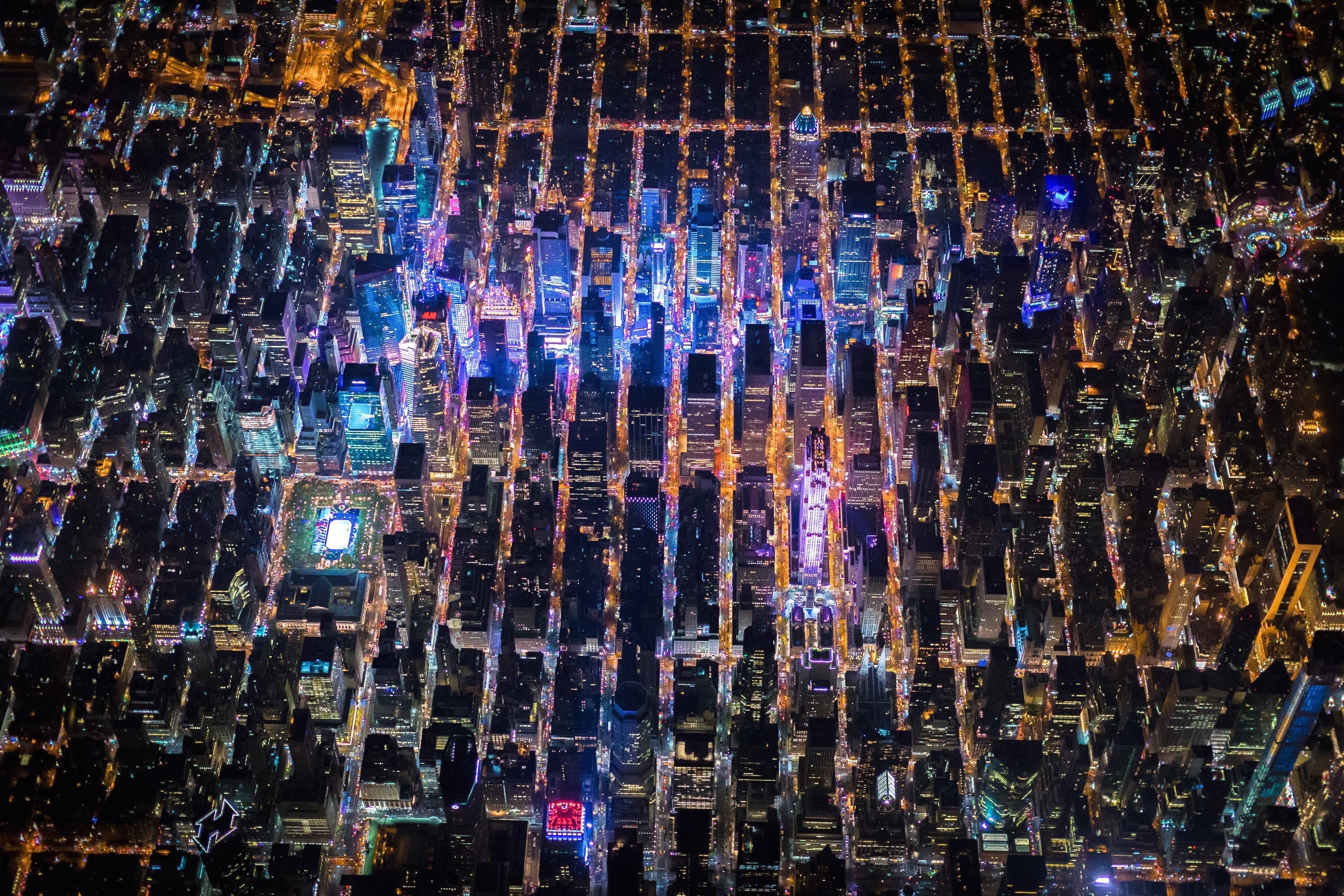 Aerial view of New York City at night HD Wallpaper