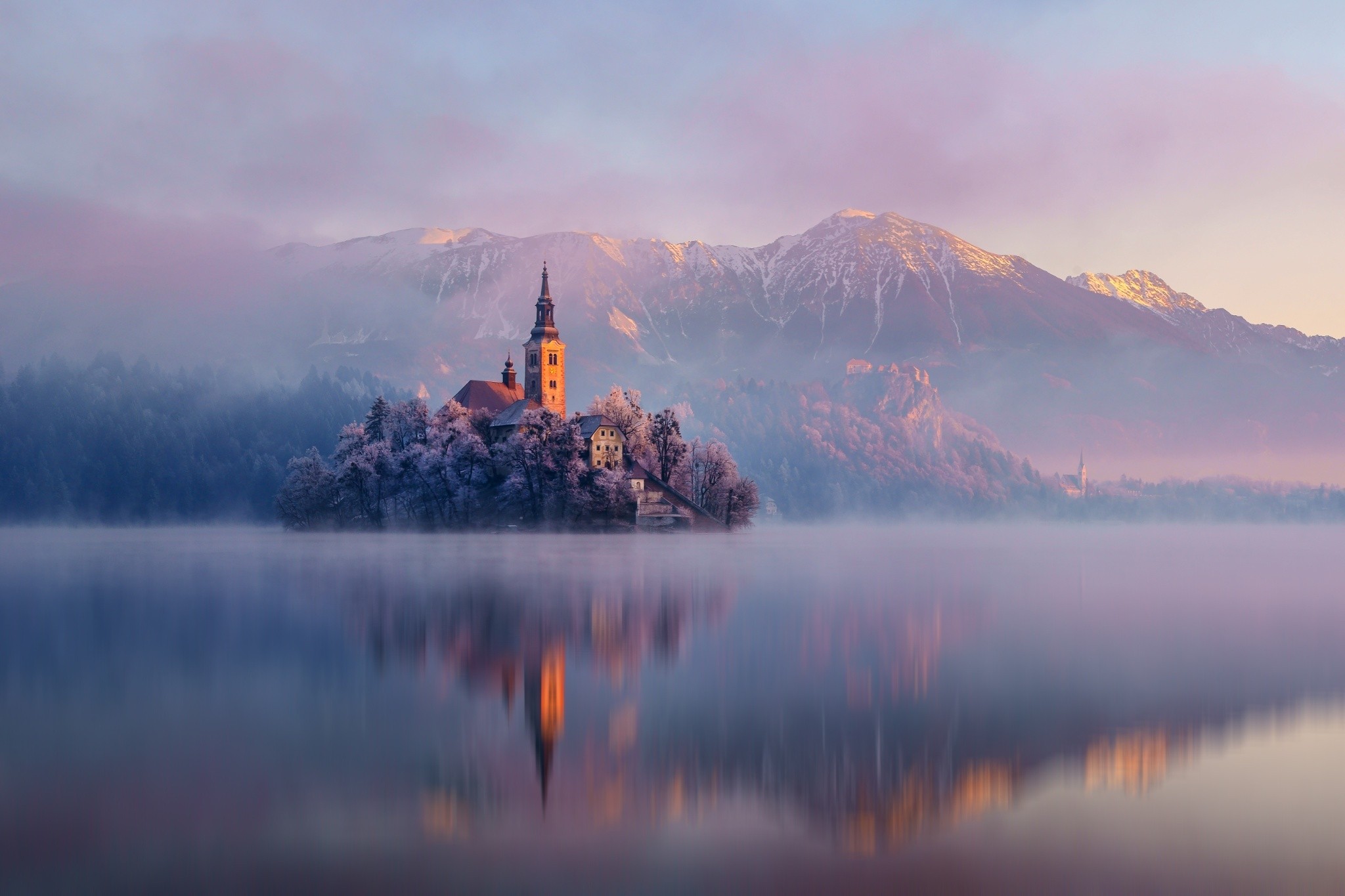 Lake Bled Slovenia - Winter Morning HD Wallpaper