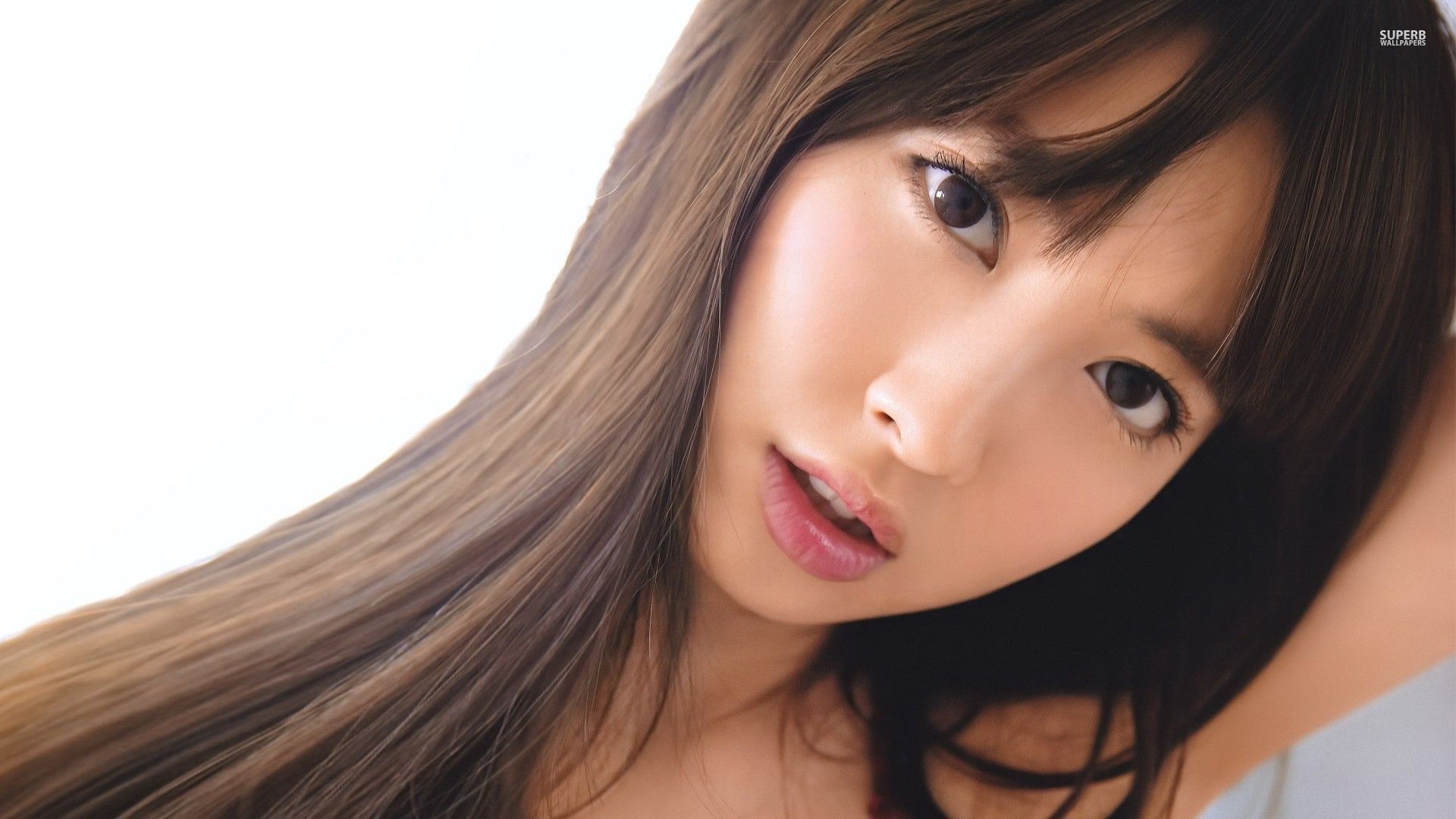 Haruna Kojima with long brown hair and brown eyes HD Wallpaper