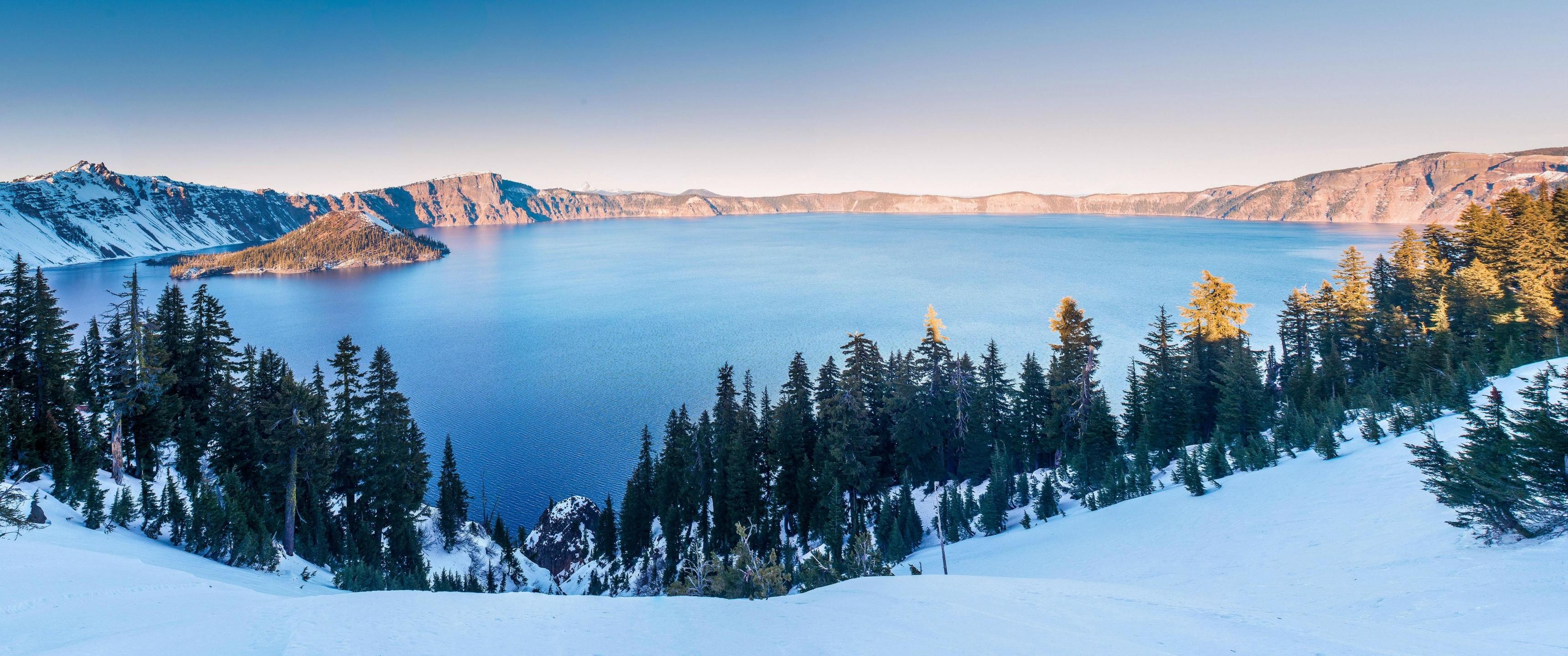 Crater Lake National Park in winter HD Wallpaper