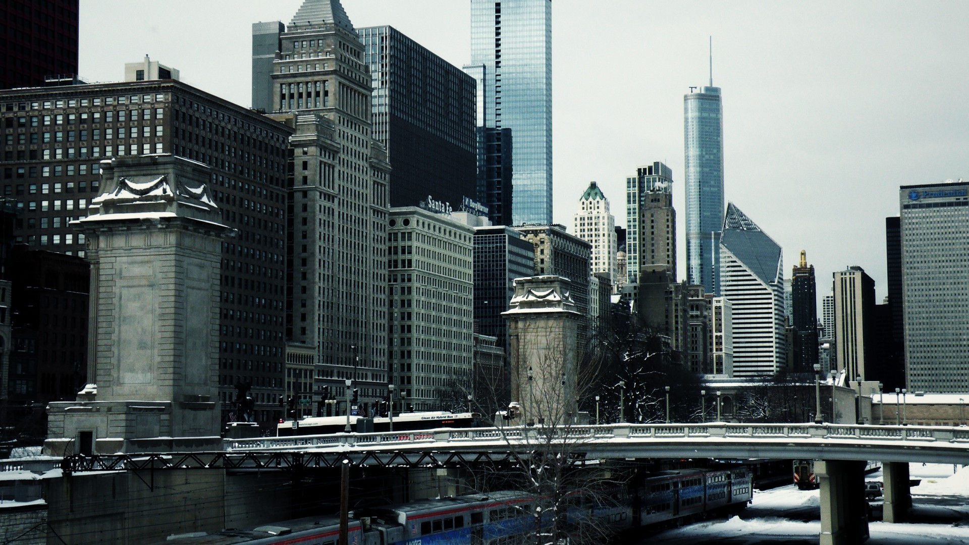 Chicago skyline with bridge and train HD Wallpaper